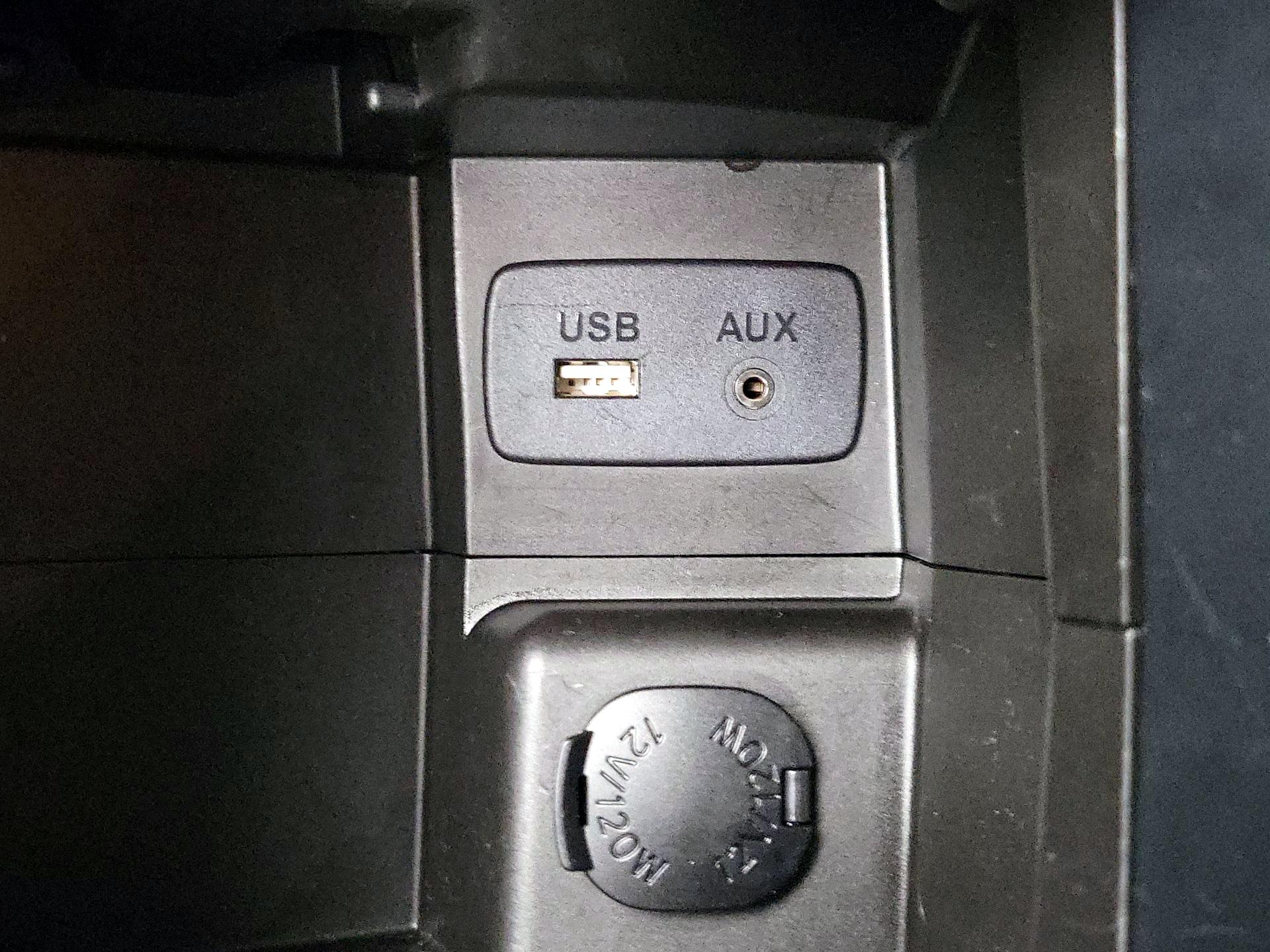 Thumbnail: 2017 Subaru Crosstrek - 18