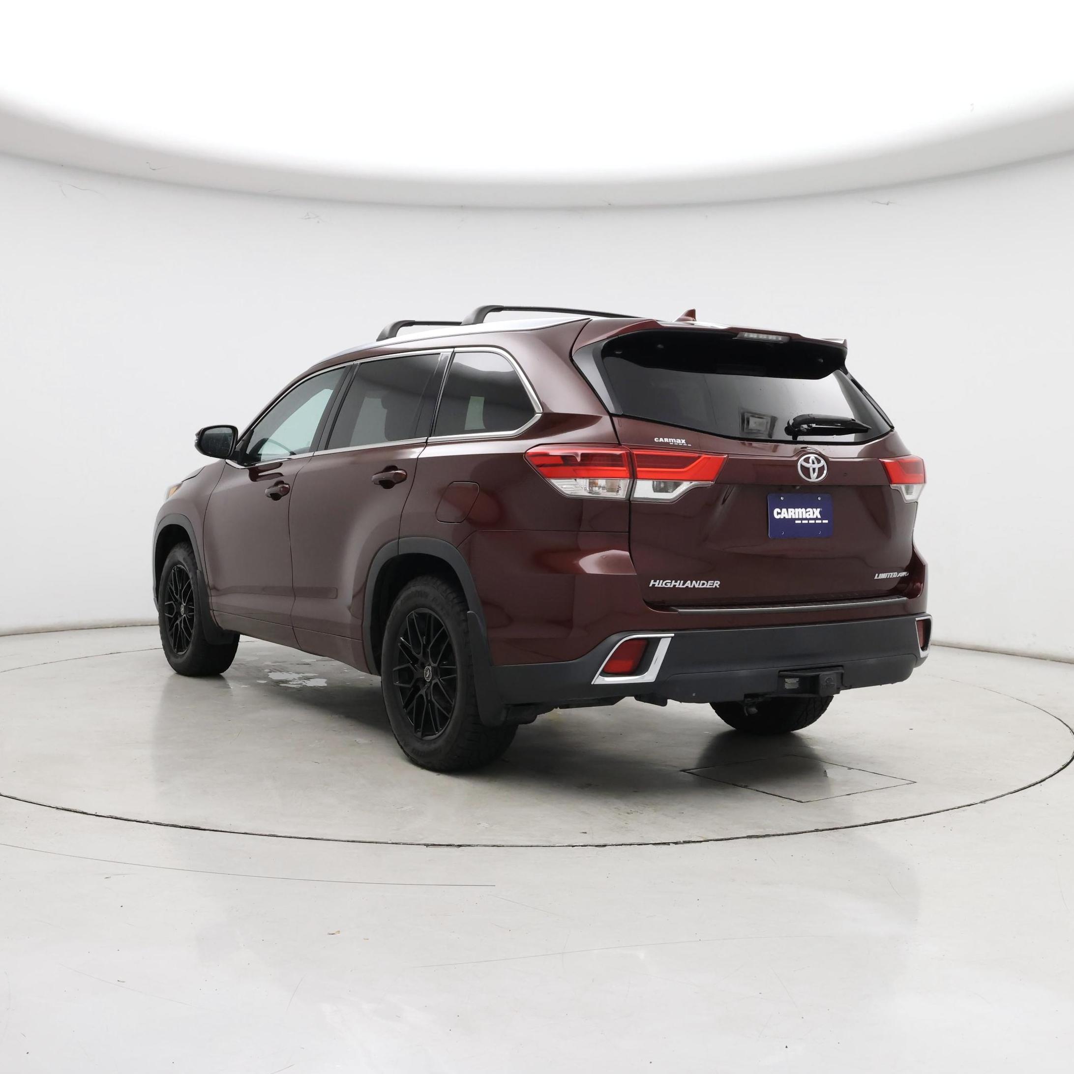 Thumbnail: 2019 Toyota Highlander - 2