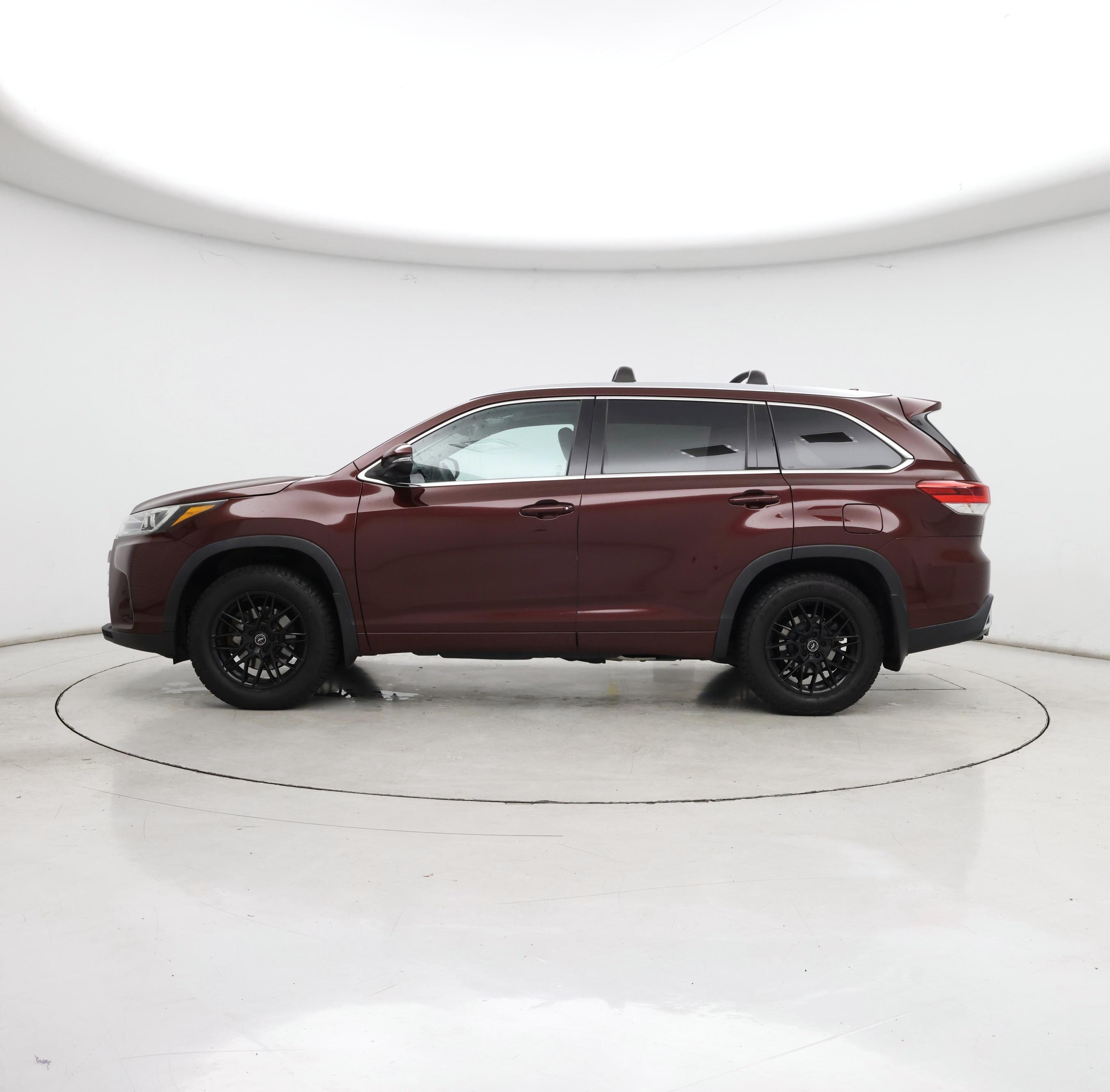 Thumbnail: 2019 Toyota Highlander - 3