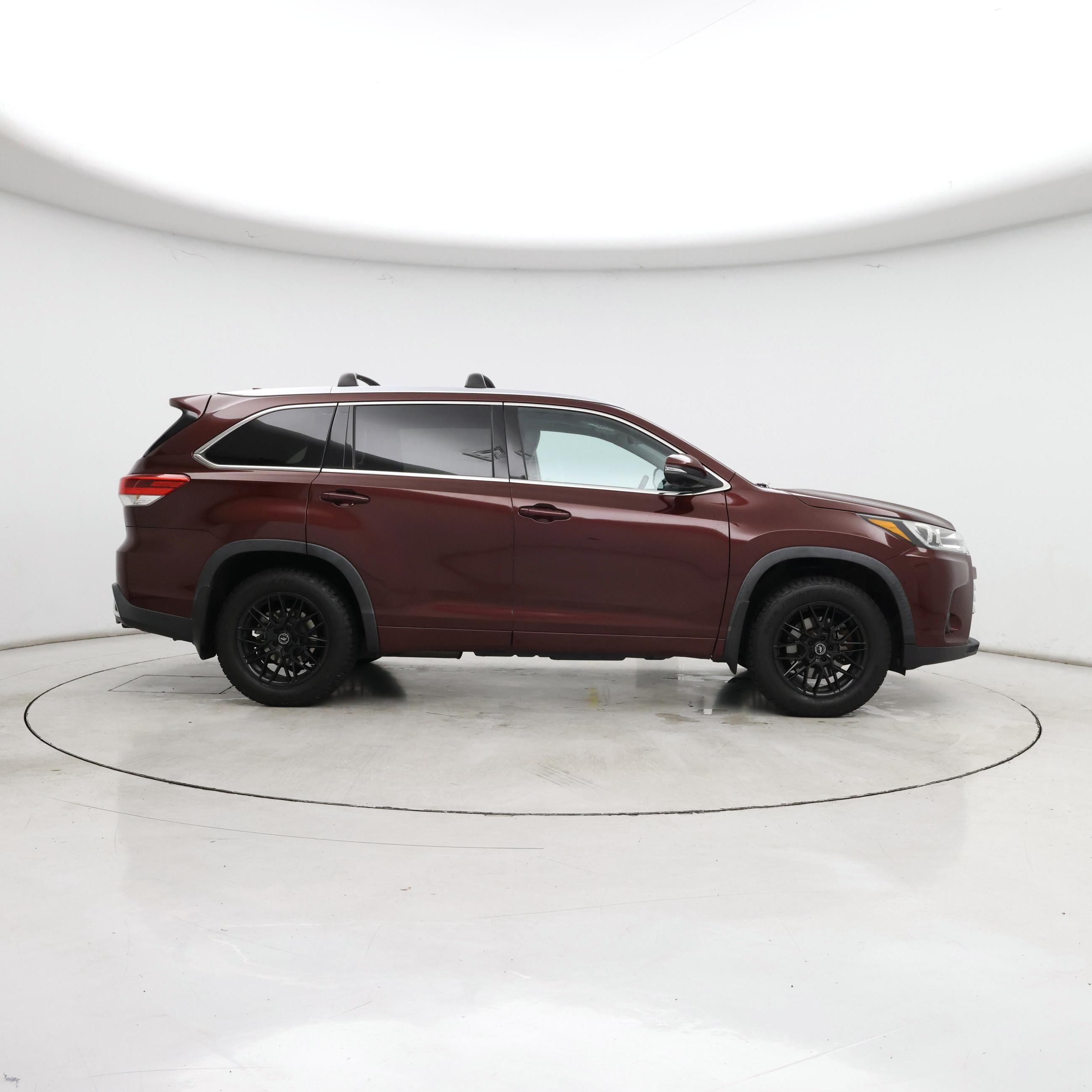Thumbnail: 2019 Toyota Highlander - 7