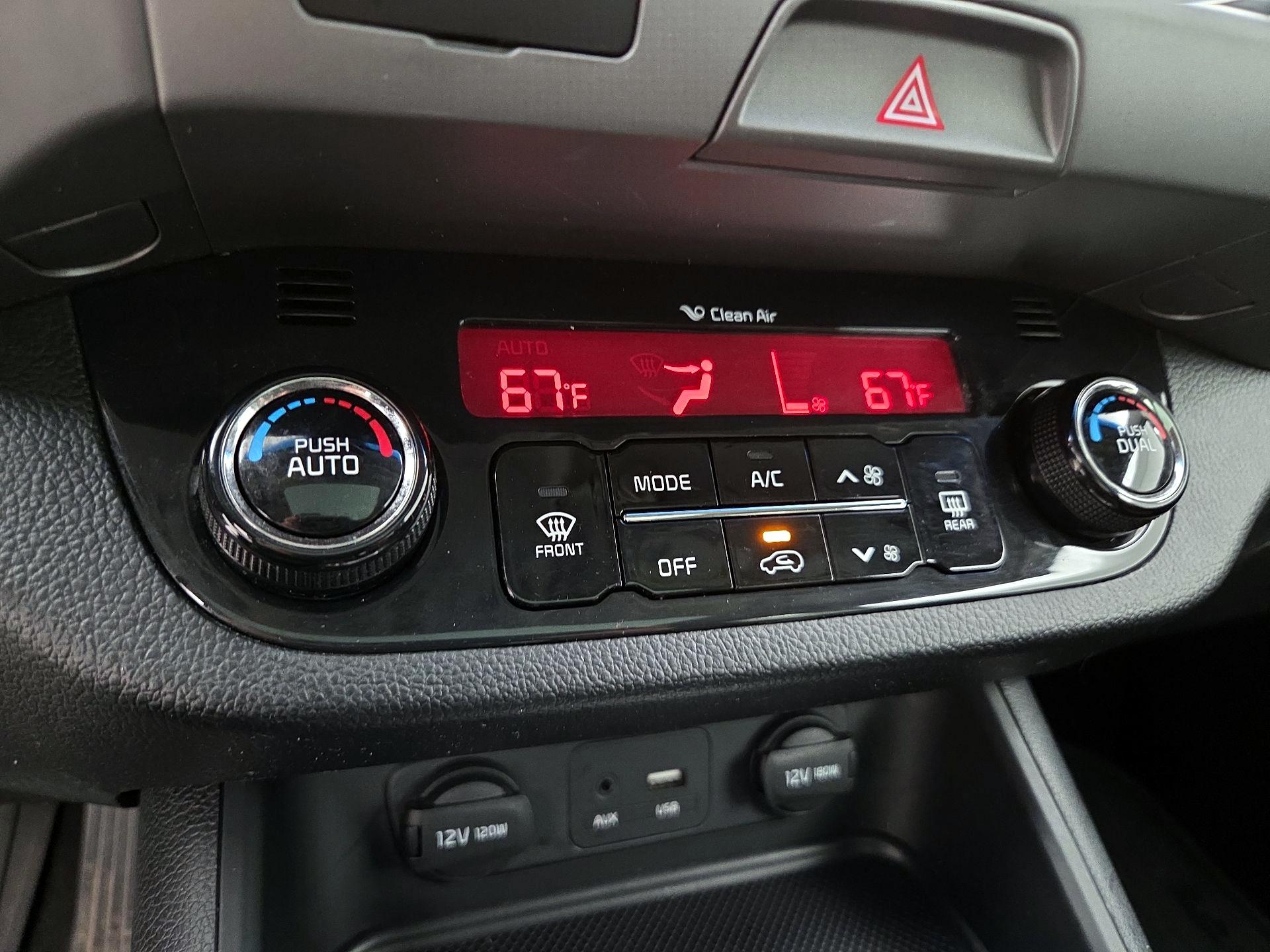 Thumbnail: 2016 Kia Sportage - 17