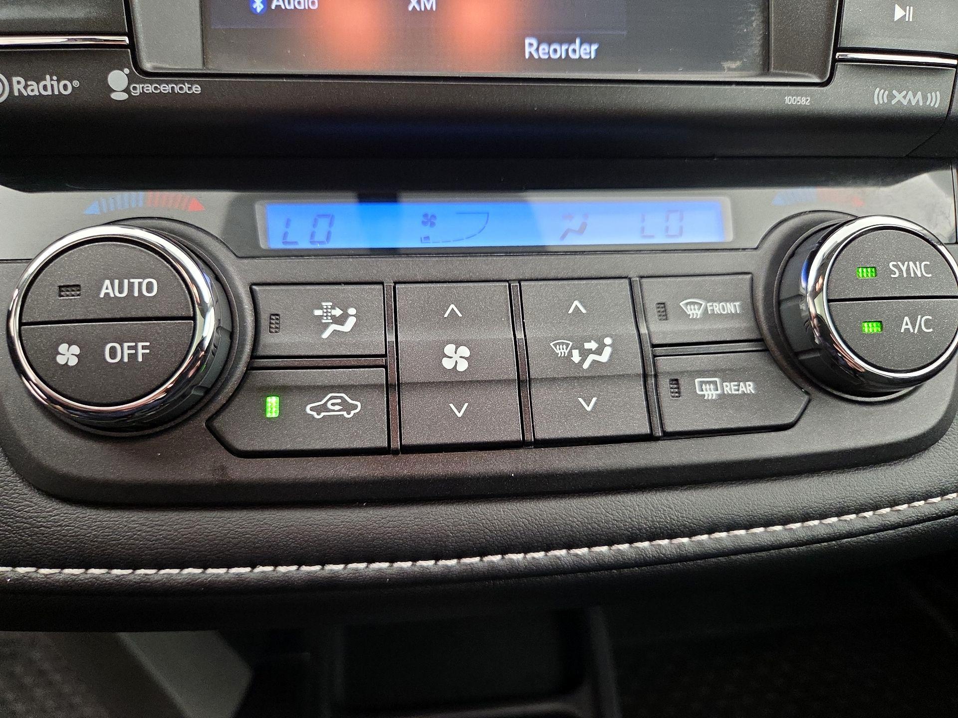 Thumbnail: 2016 Toyota RAV4 - 16