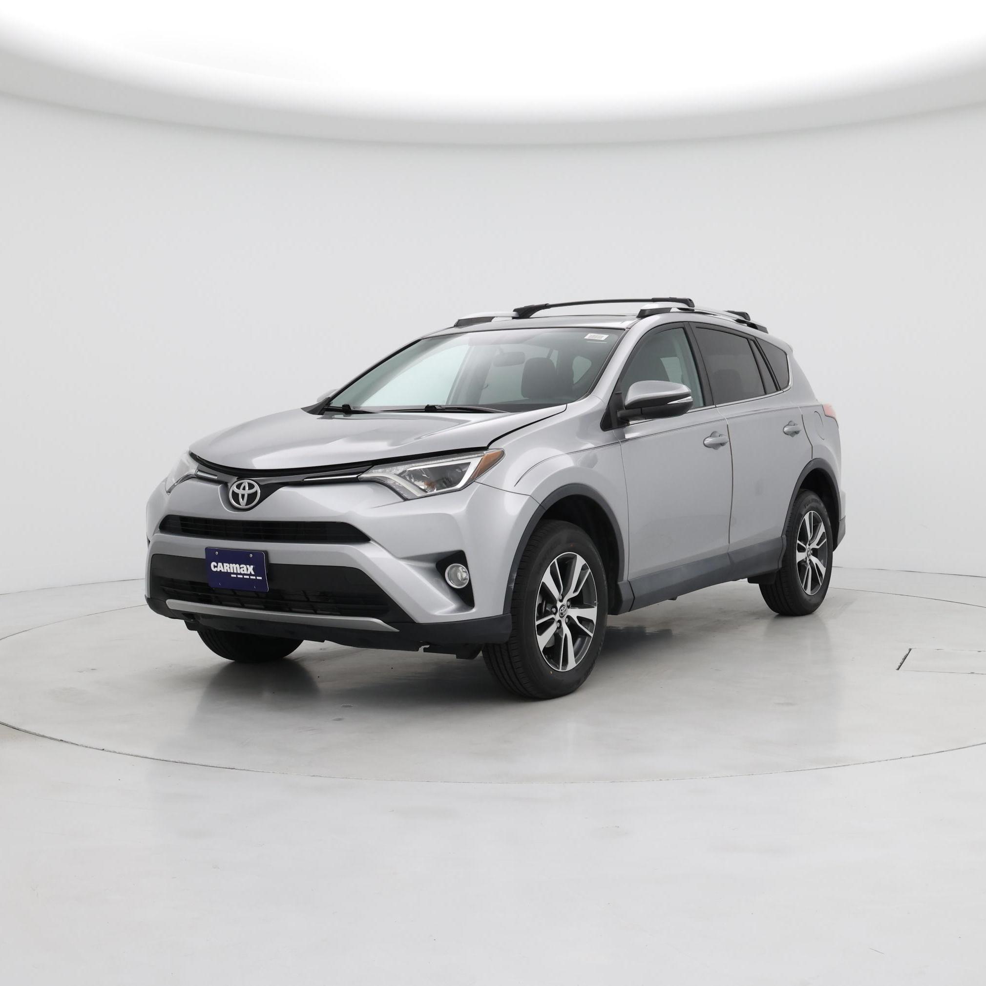 Thumbnail: 2016 Toyota RAV4 - 4