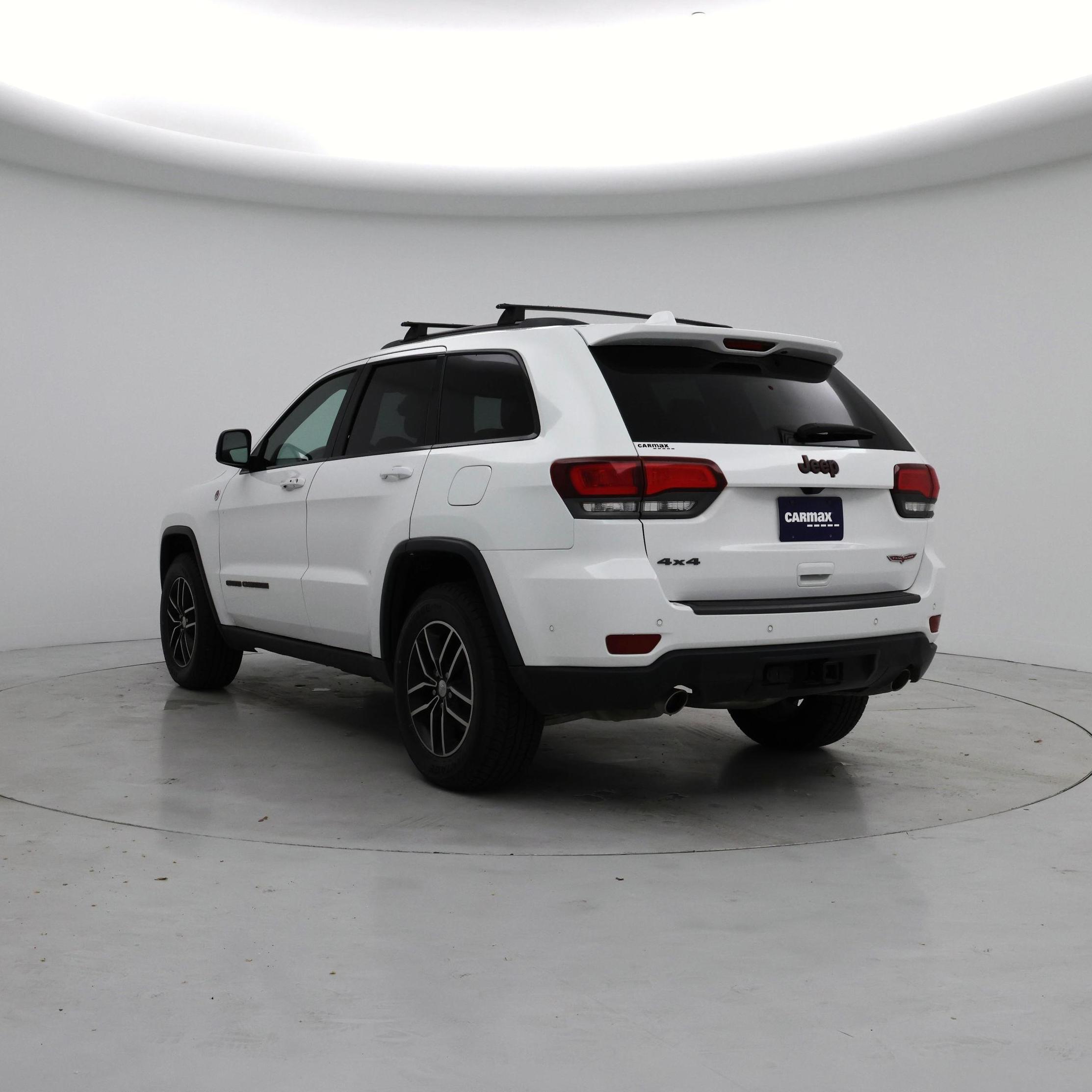 Thumbnail: 2018 Jeep Grand Cherokee - 2