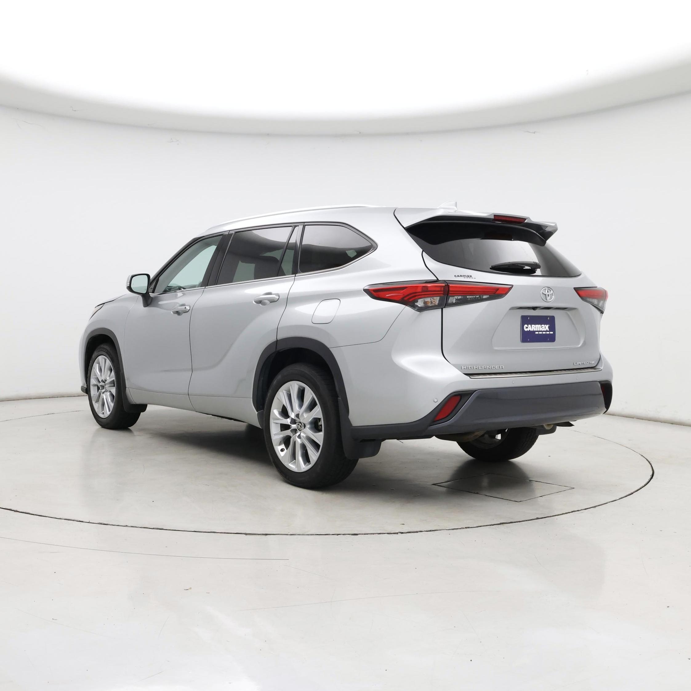 Thumbnail: 2020 Toyota Highlander - 2