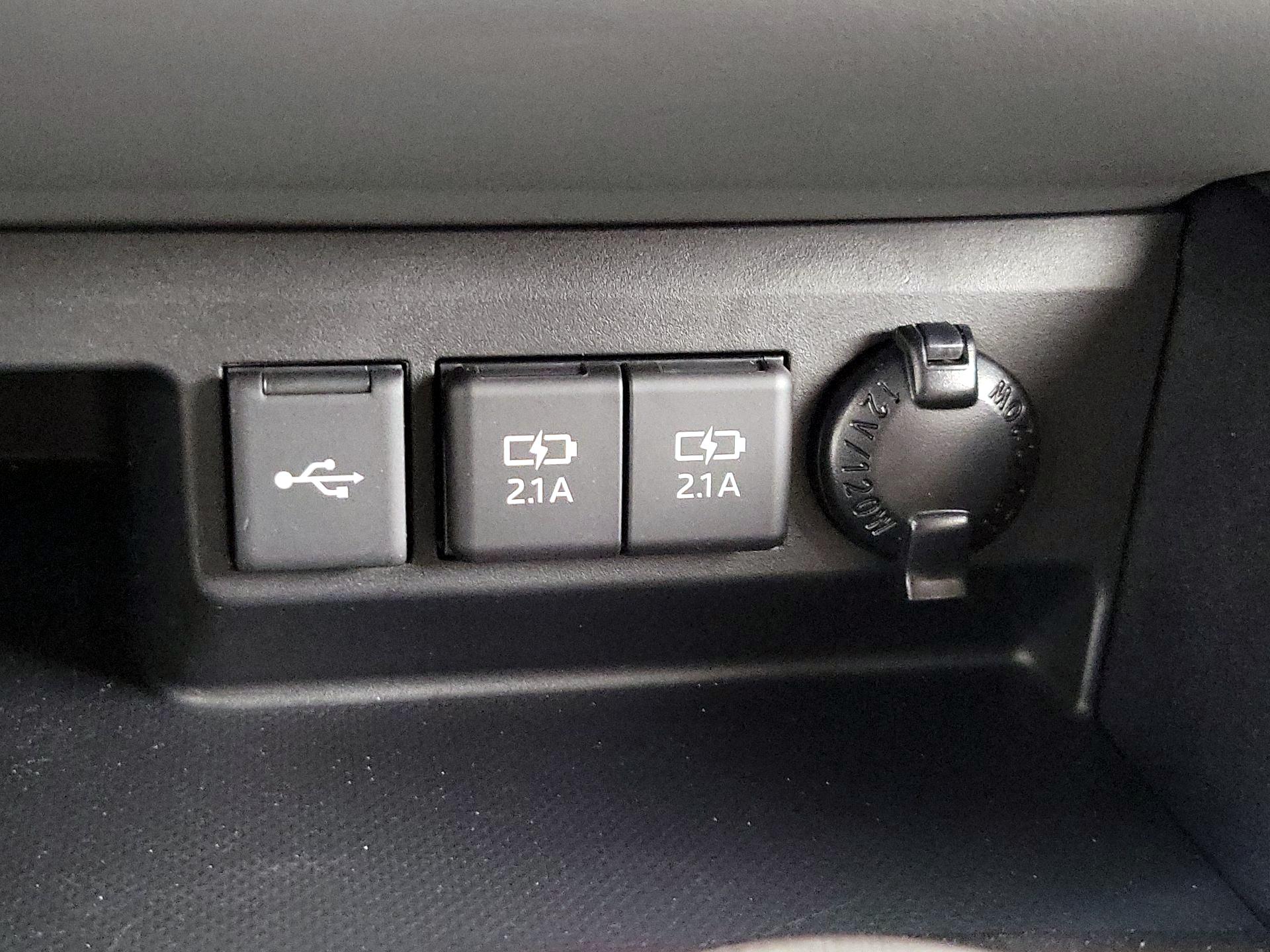 Thumbnail: 2020 Toyota Highlander - 19