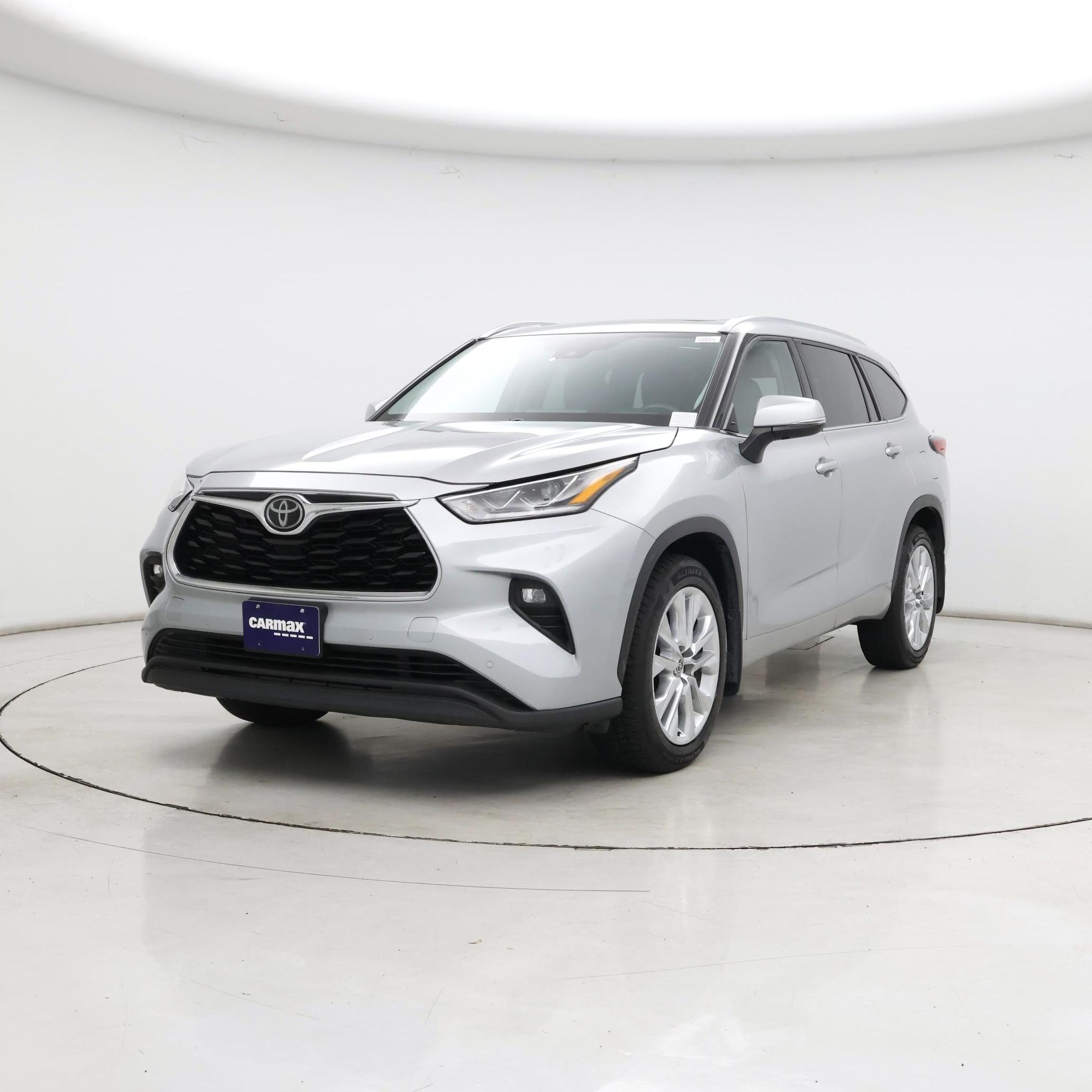 Thumbnail: 2020 Toyota Highlander - 4