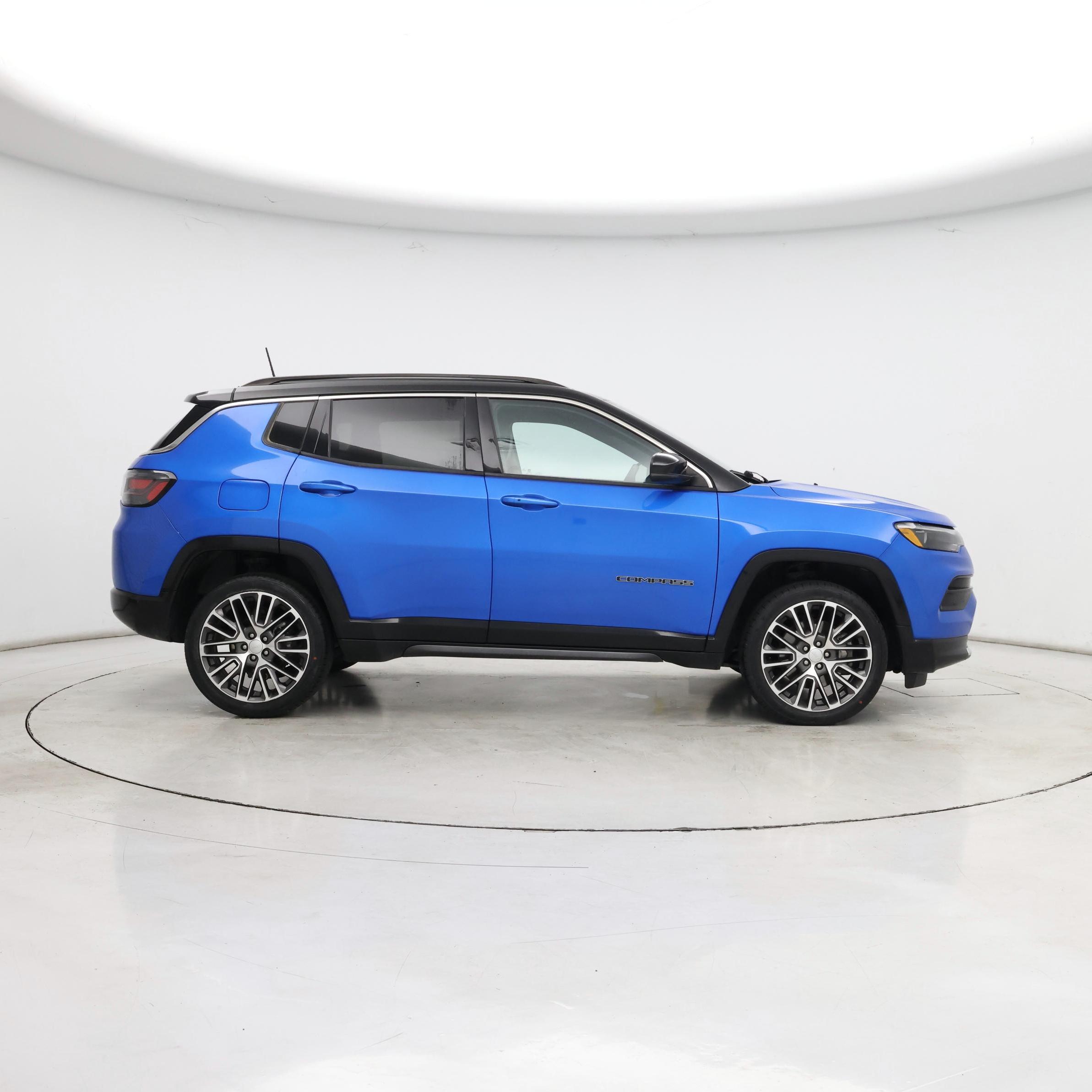 Thumbnail: 2023 Jeep Compass - 7