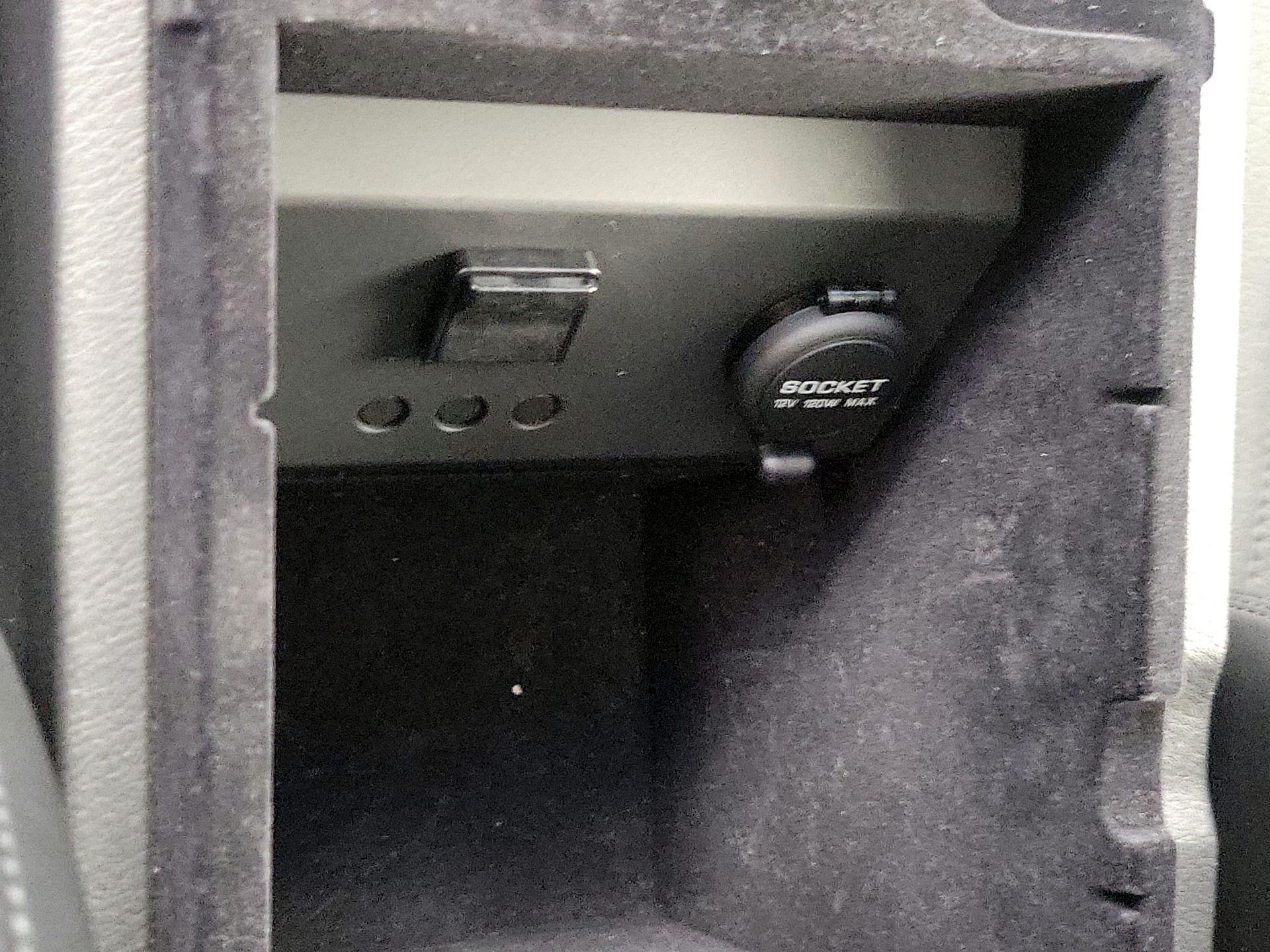 Thumbnail: 2017 INFINITI QX50 - 19