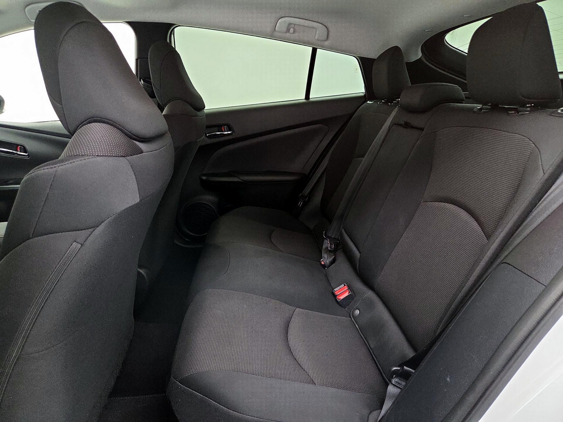 Thumbnail: 2021 Toyota Prius - 18