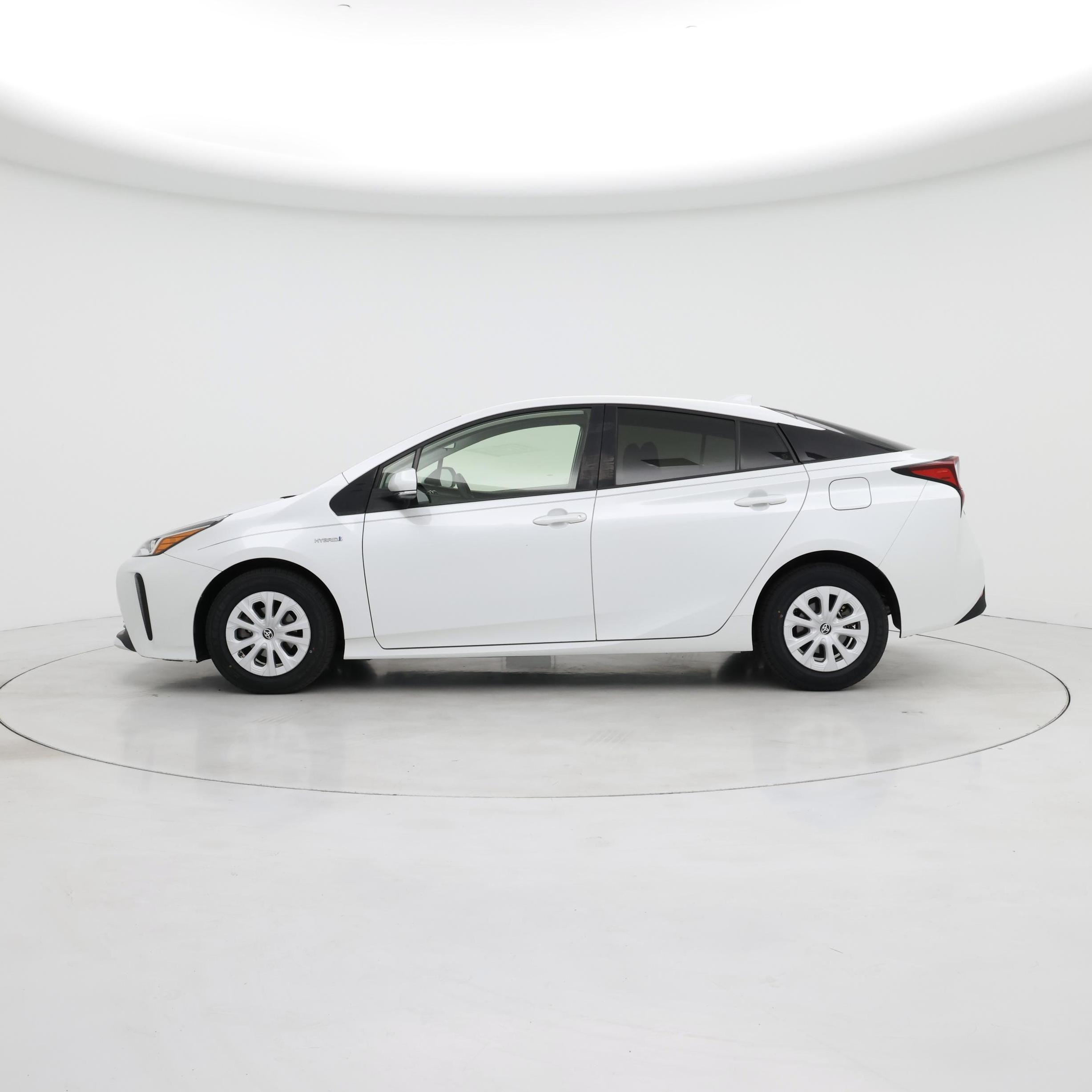 Thumbnail: 2021 Toyota Prius - 3