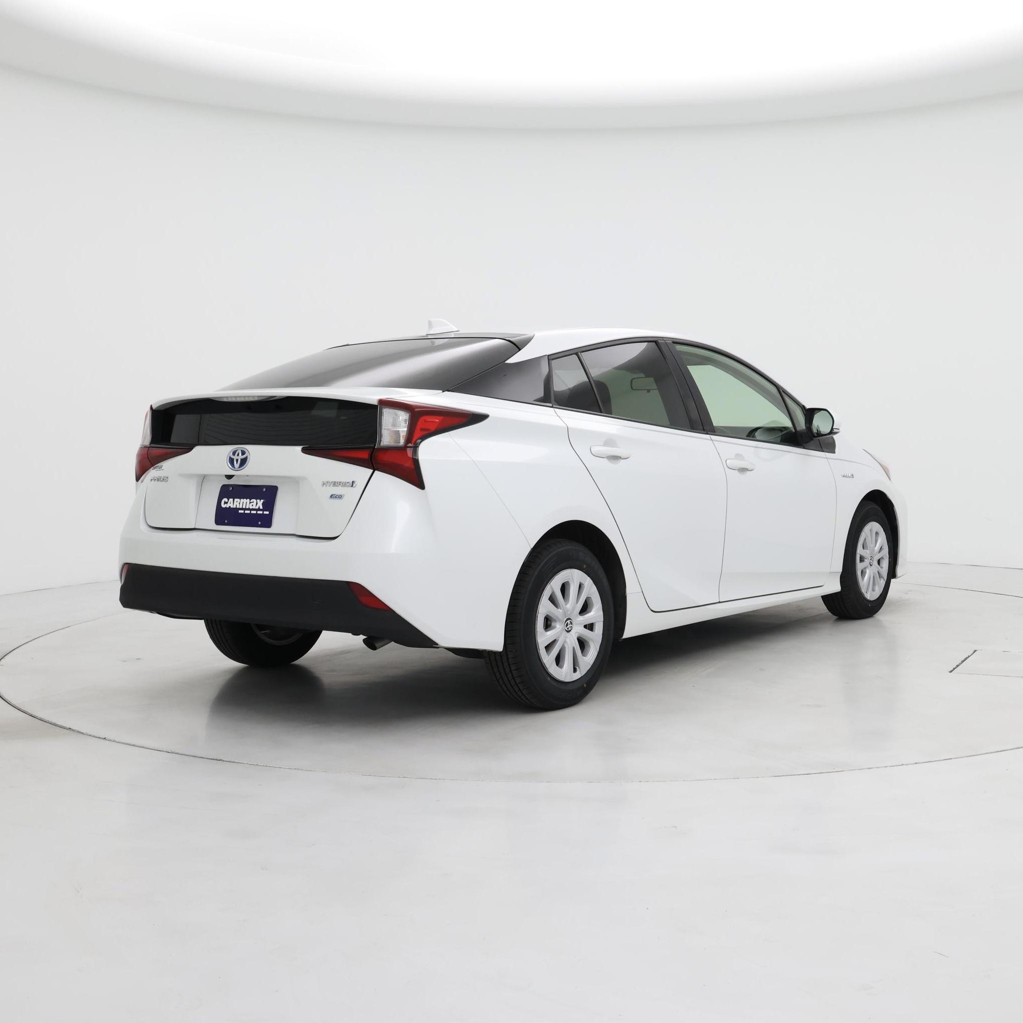 Thumbnail: 2021 Toyota Prius - 8