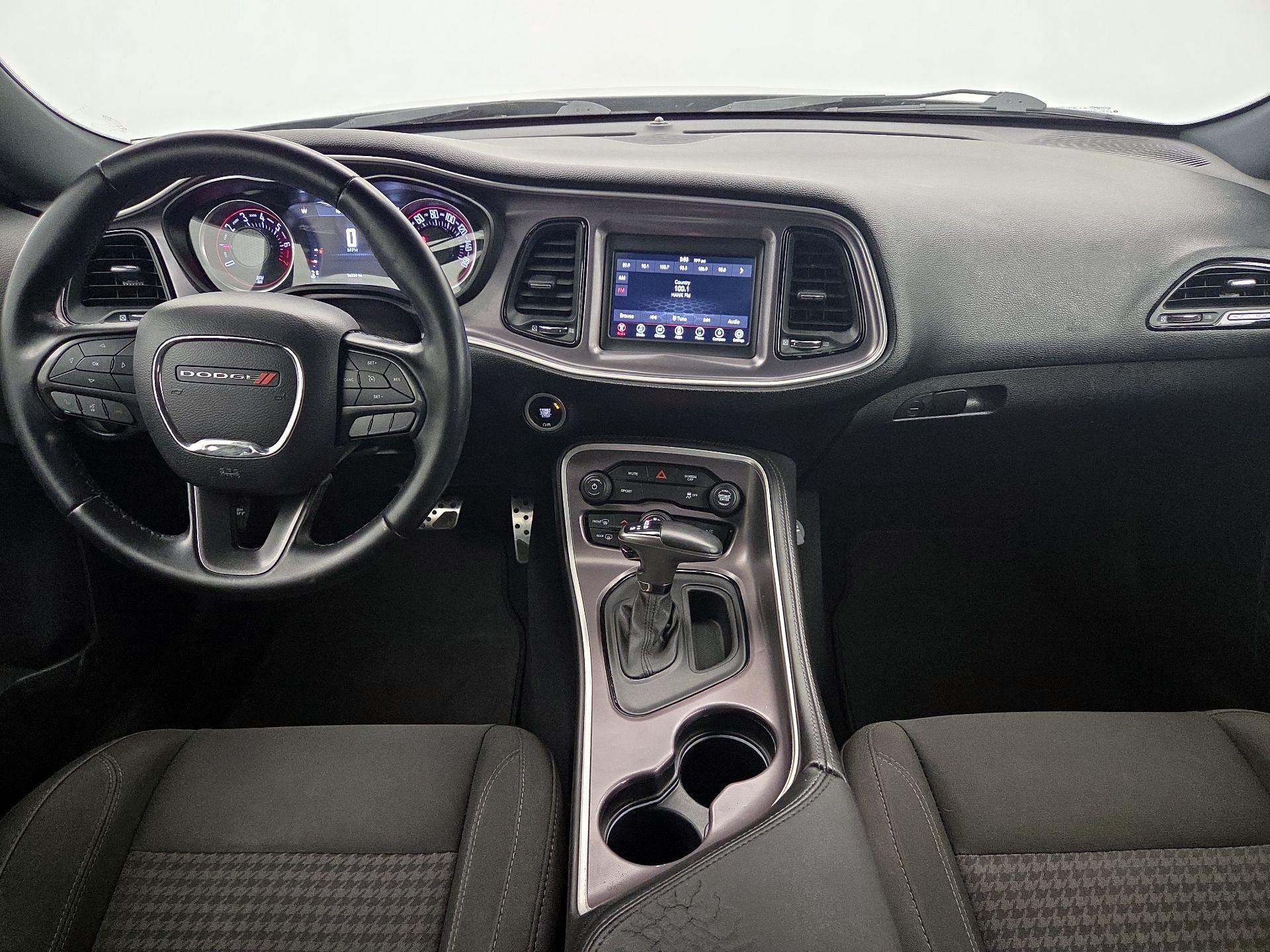 Thumbnail: 2019 Dodge Challenger - 9