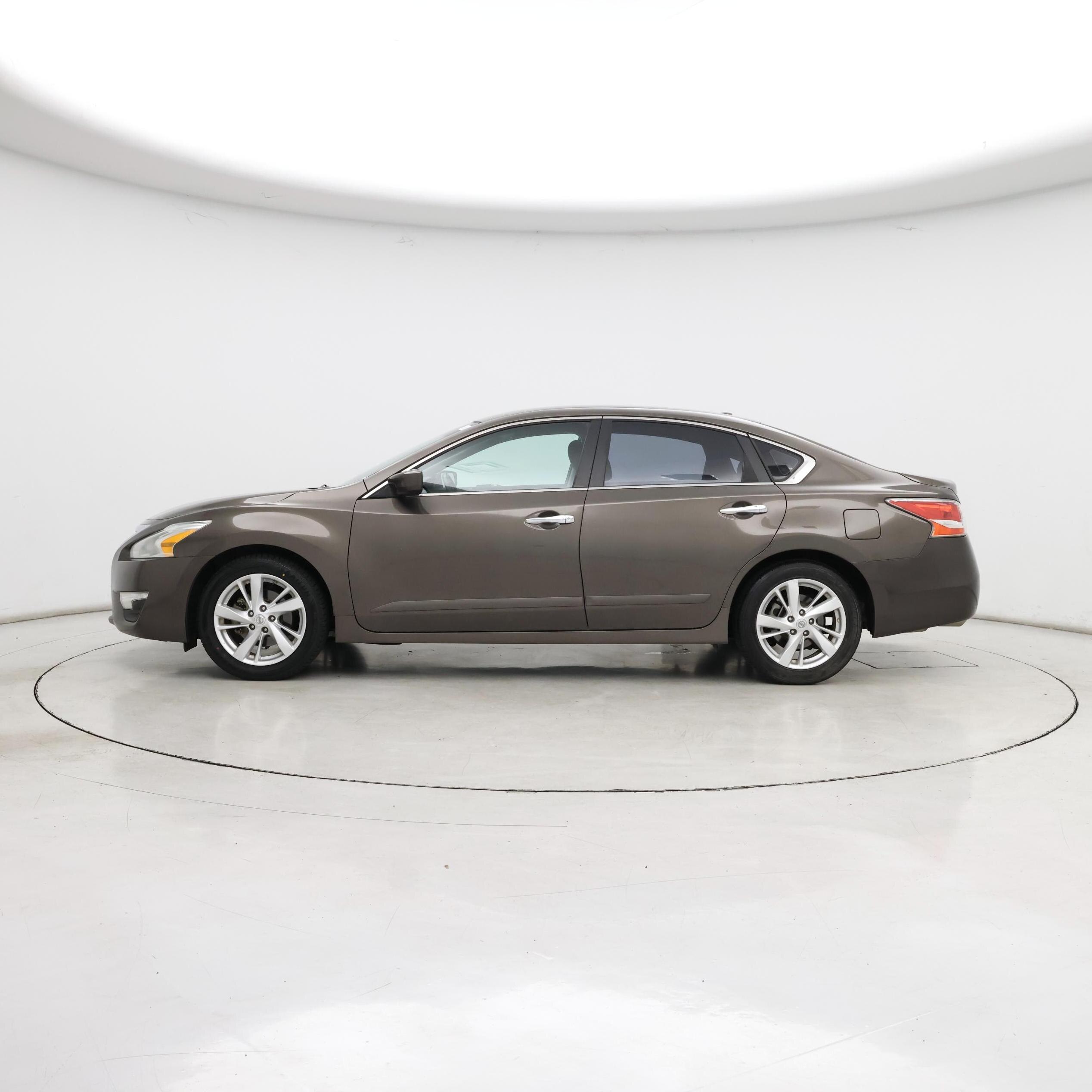 Thumbnail: 2014 Nissan Altima - 3