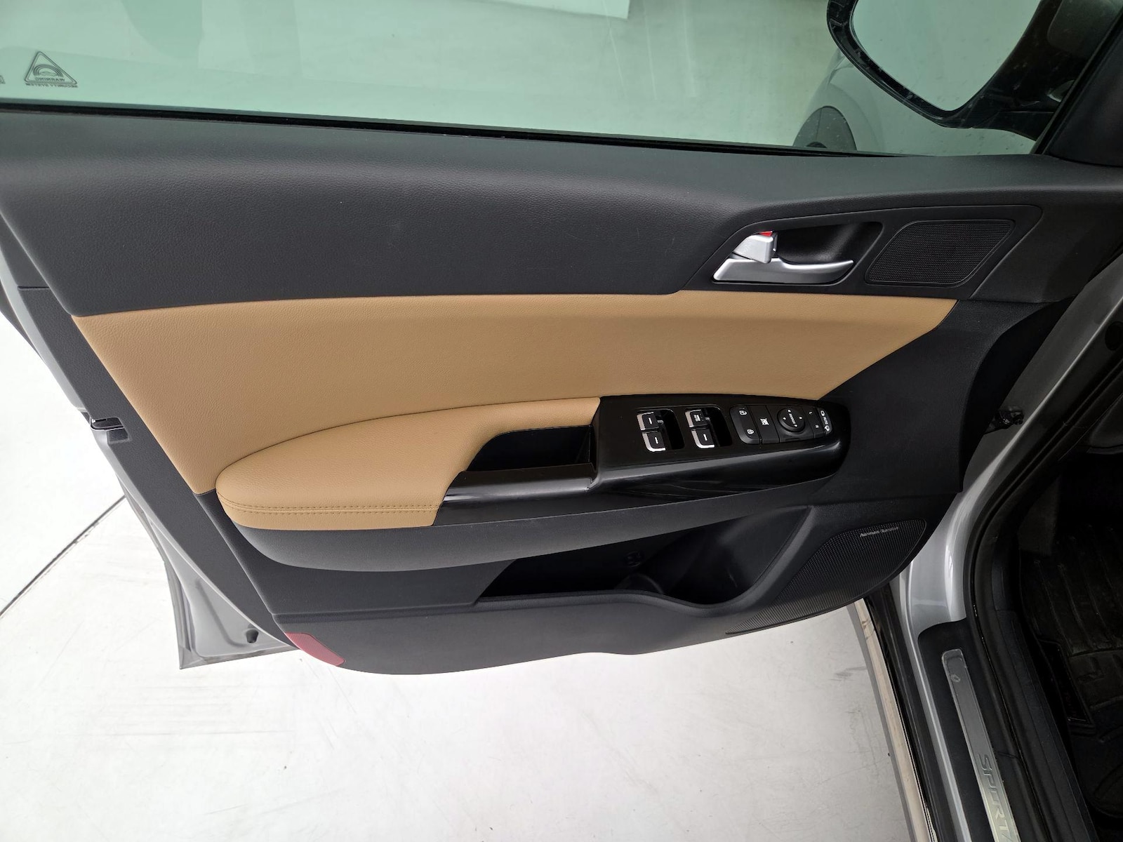 2021 Kia Sportage SX Turbo - Photo 13