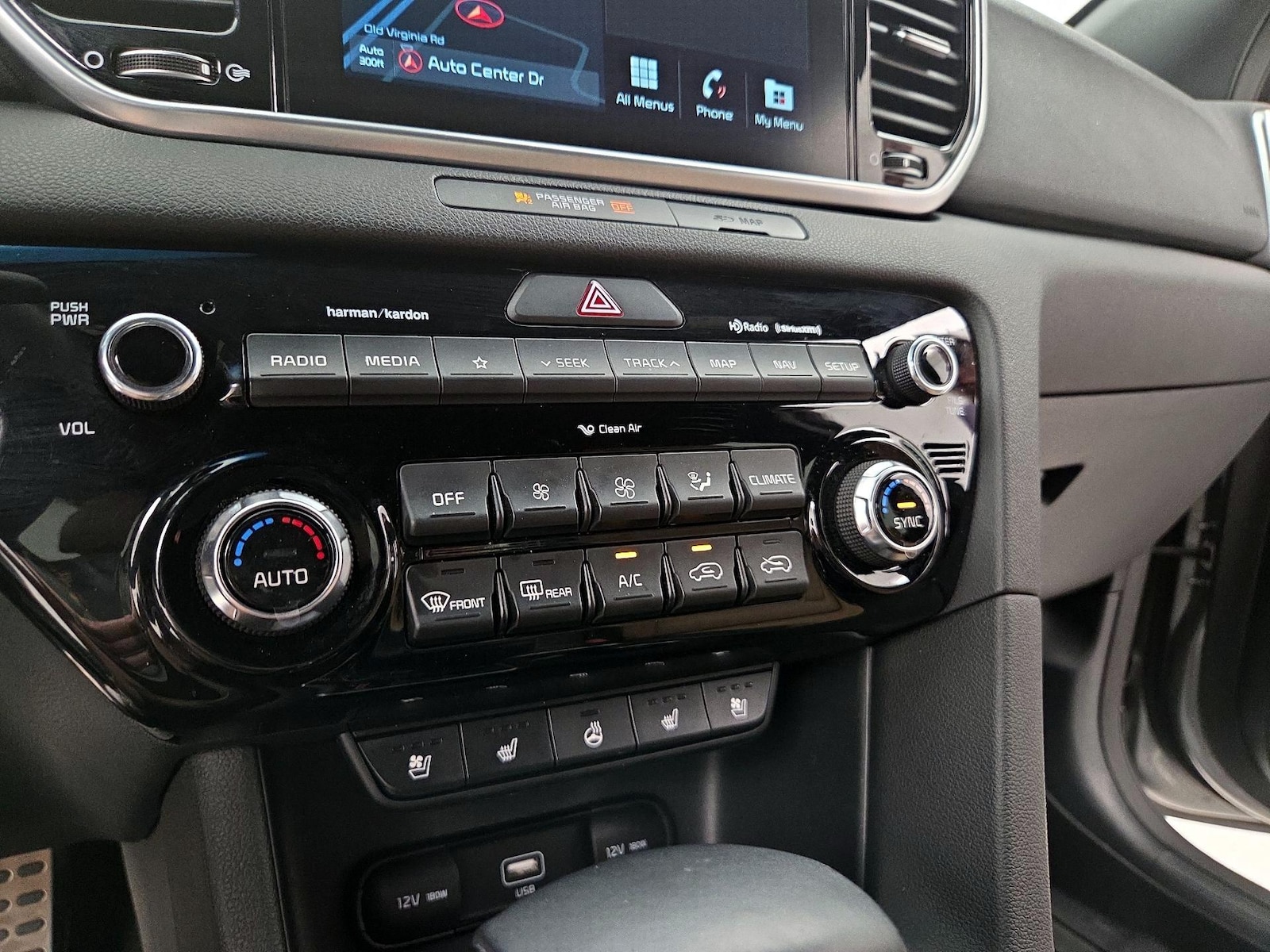 2021 Kia Sportage SX Turbo - Photo 18