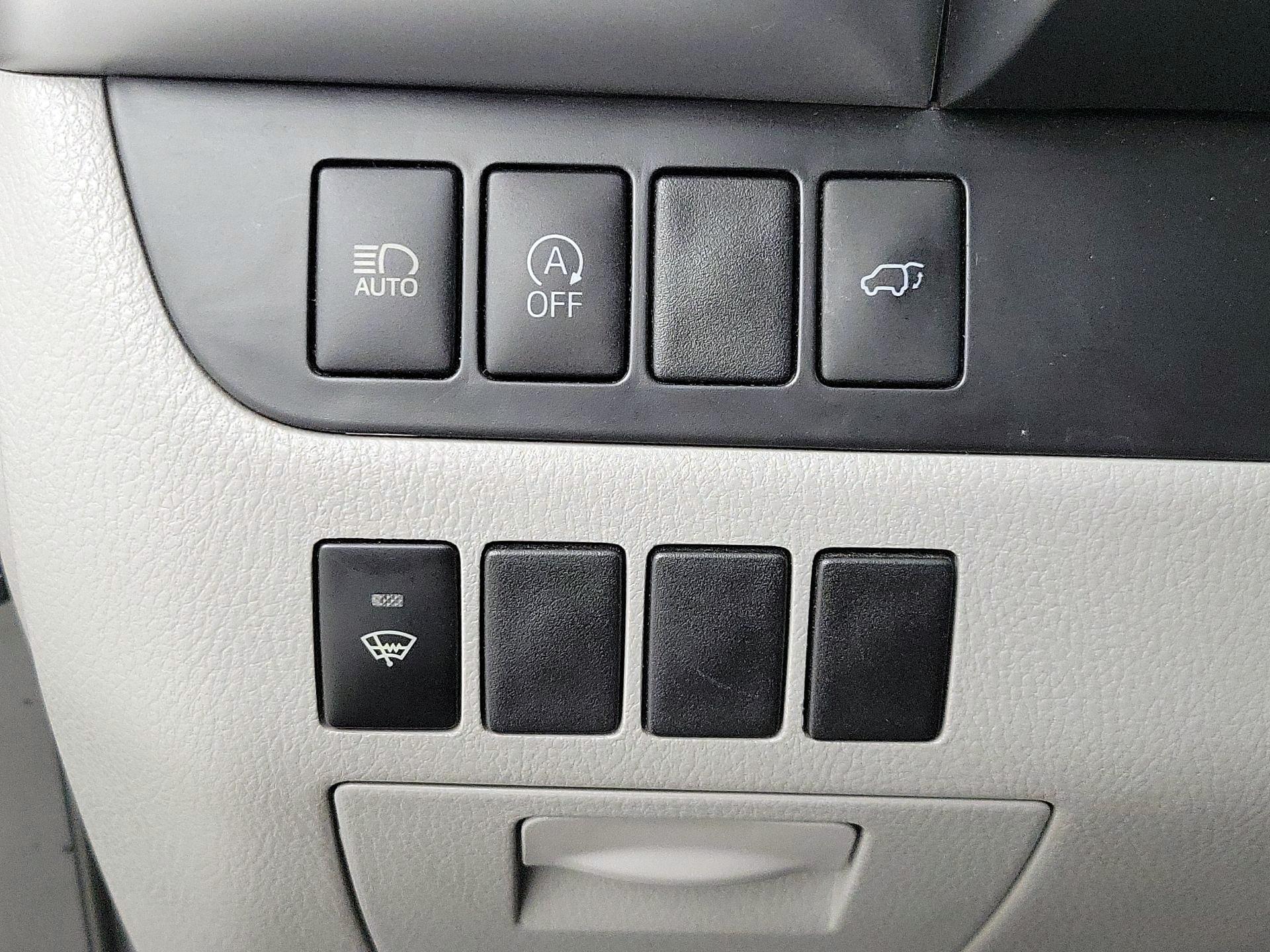 Thumbnail: 2019 Toyota Highlander - 13