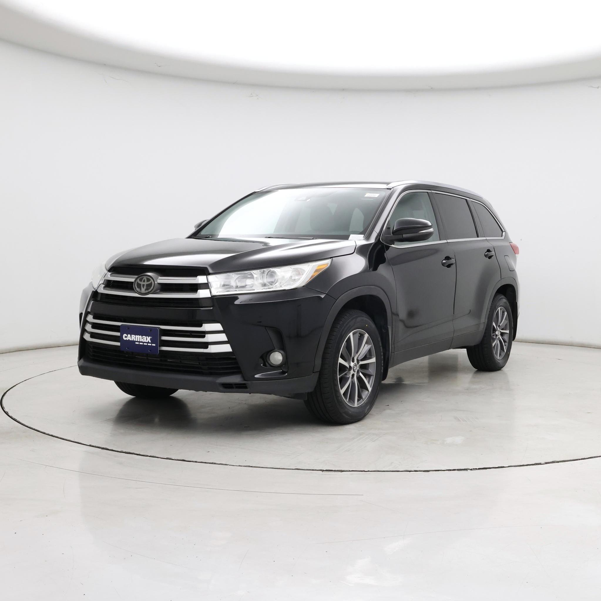 Thumbnail: 2019 Toyota Highlander - 4