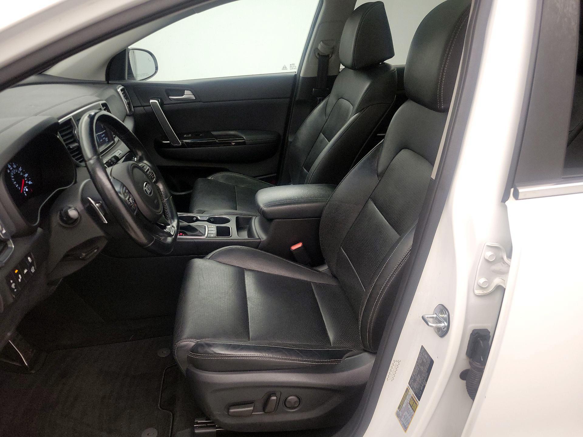 Thumbnail: 2017 Kia Sportage - 11