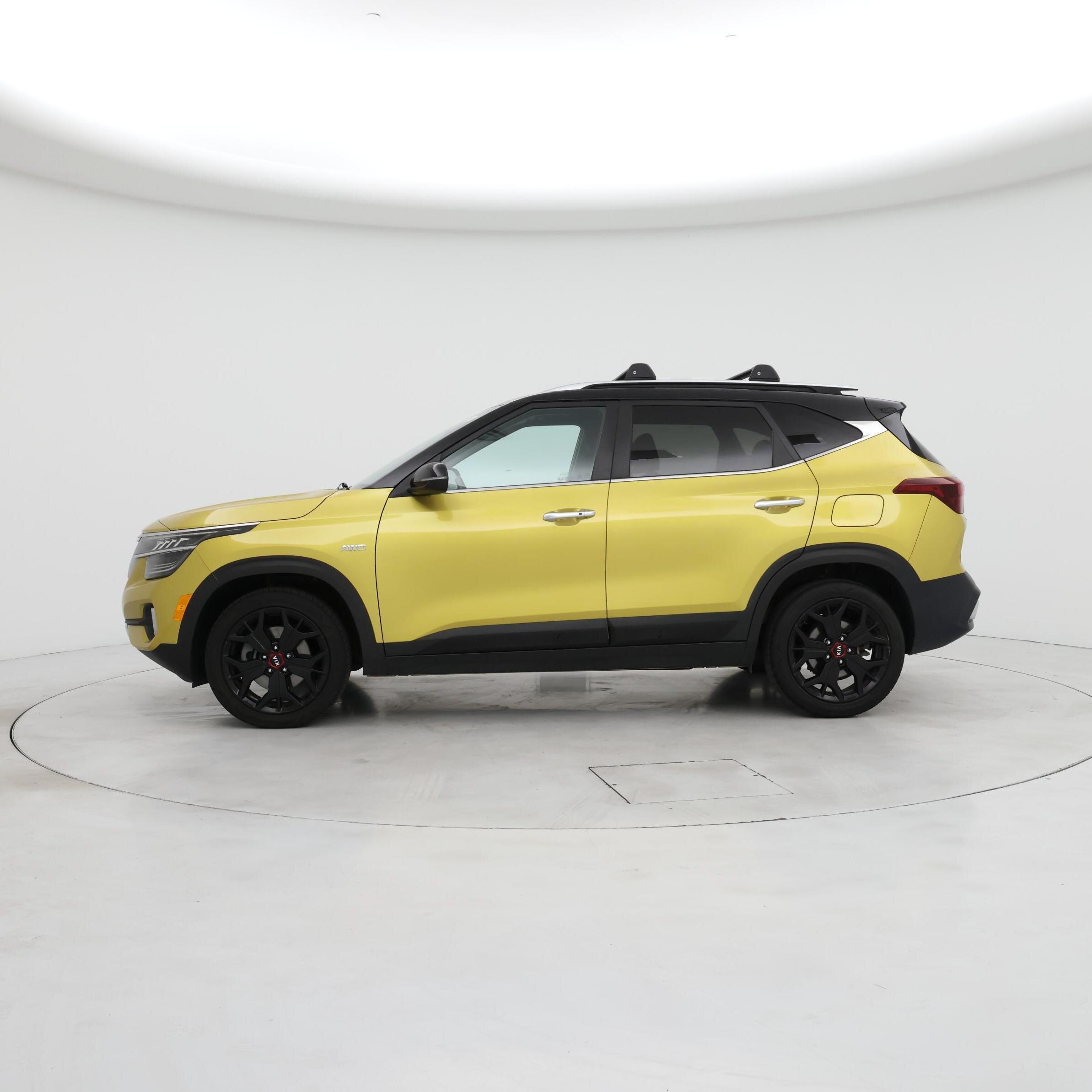 Thumbnail: 2021 Kia Seltos - 3