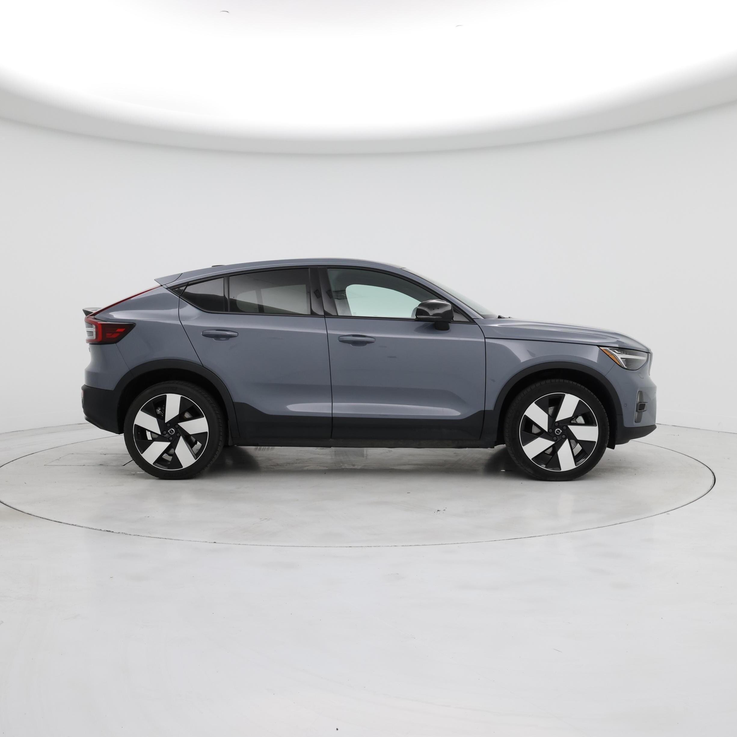 Thumbnail: 2023 Volvo C40 - 7