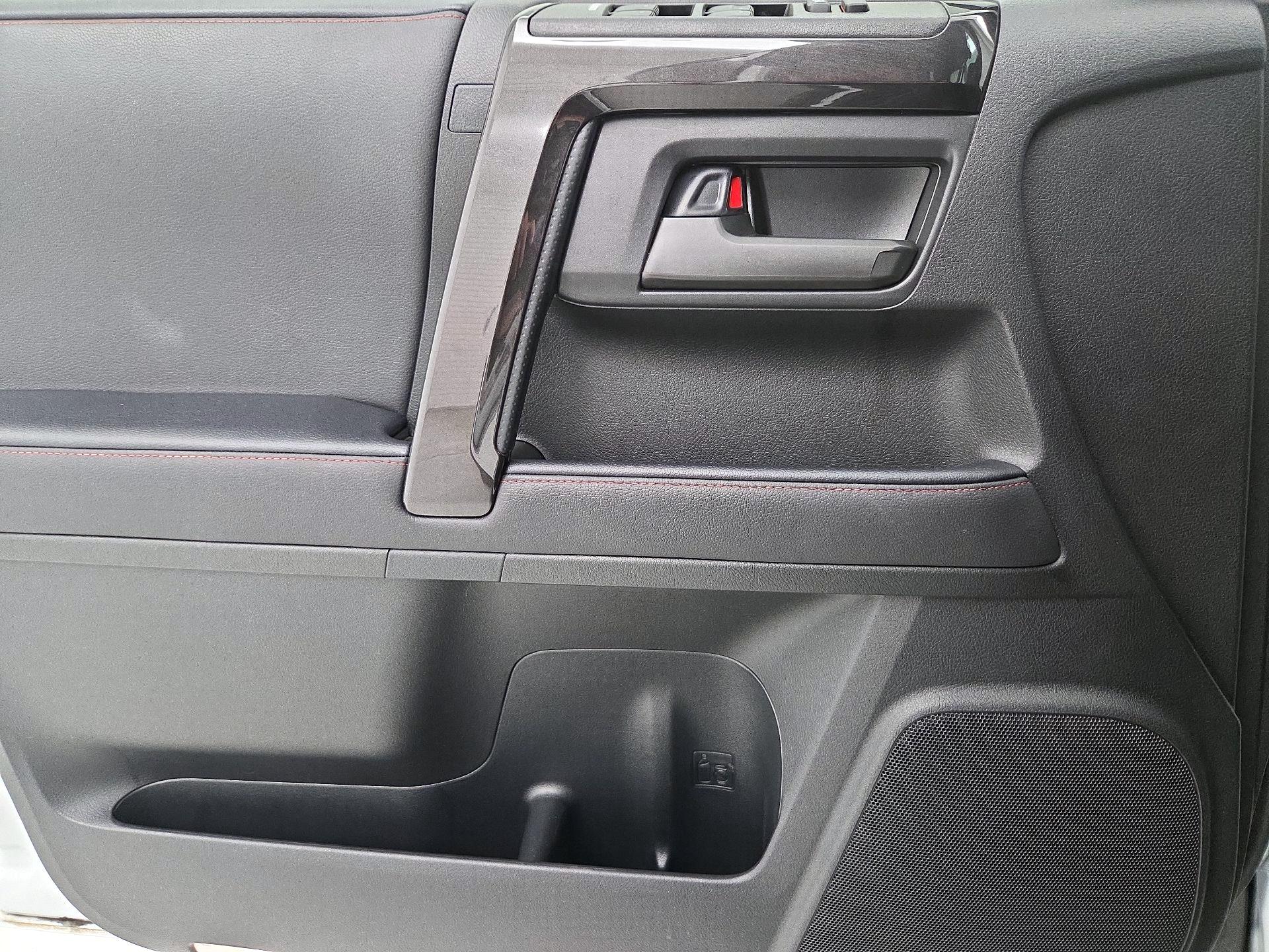 Thumbnail: 2024 Toyota 4Runner - 12