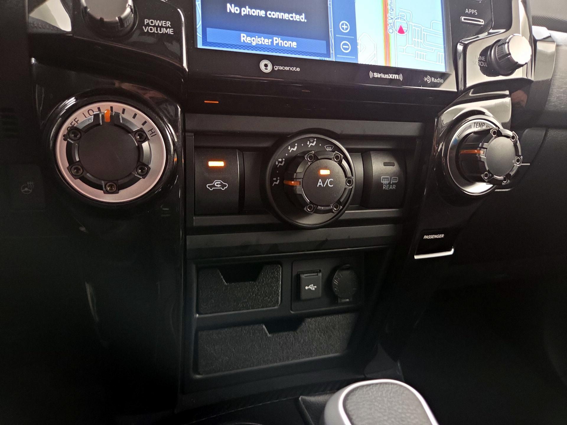 Thumbnail: 2024 Toyota 4Runner - 17