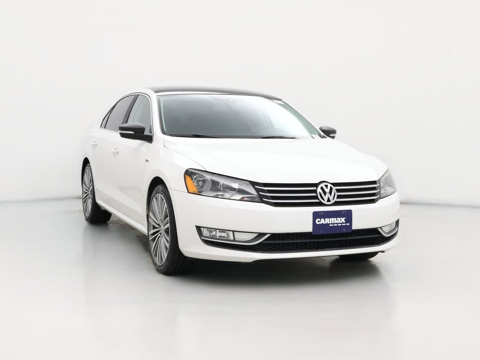 2015 Volkswagen Passat Sport