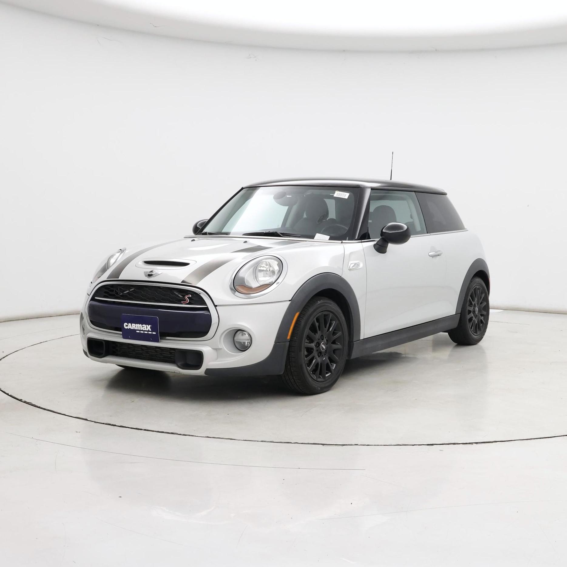 Thumbnail: 2015 MINI Cooper Hardtop - 4