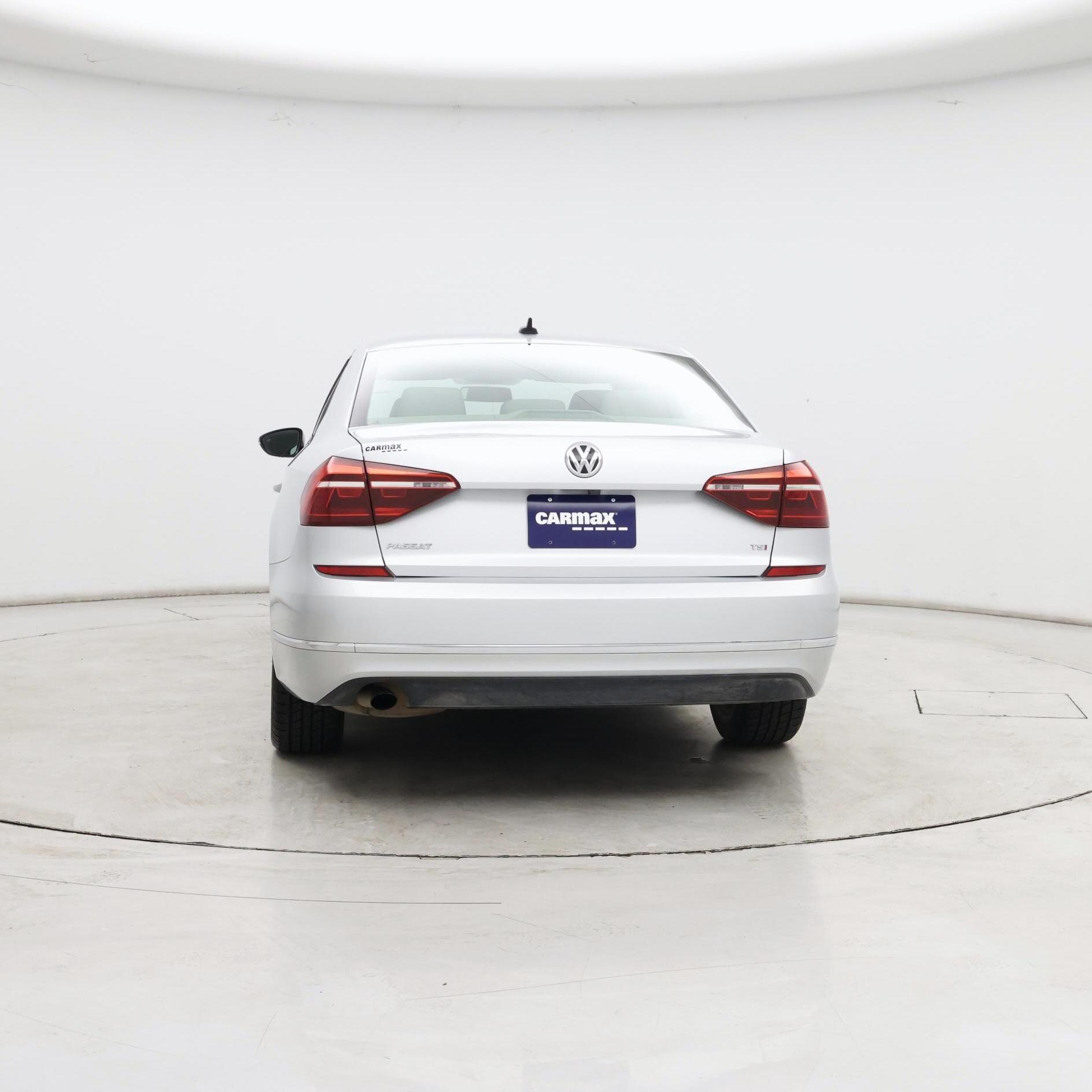 Thumbnail: 2019 Volkswagen Passat - 6