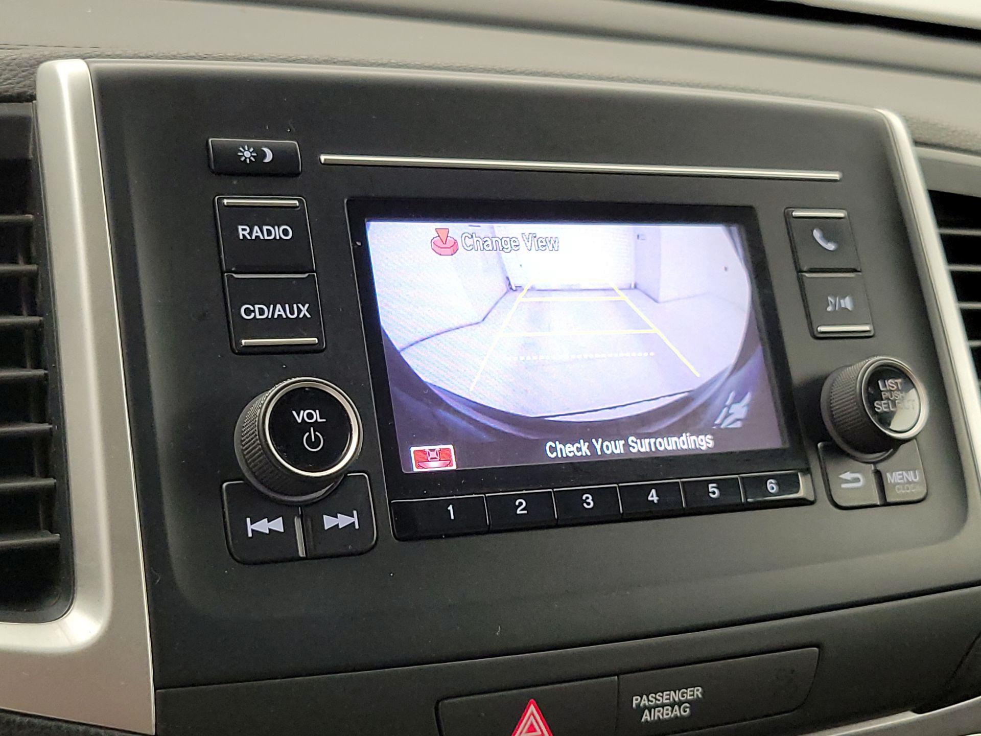 Thumbnail: 2016 Honda Pilot - 14