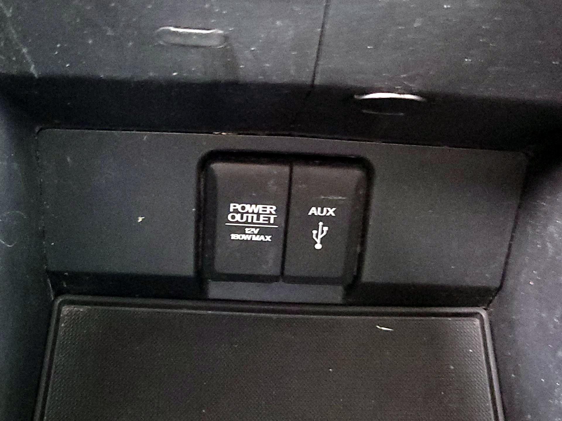 Thumbnail: 2016 Honda Pilot - 18