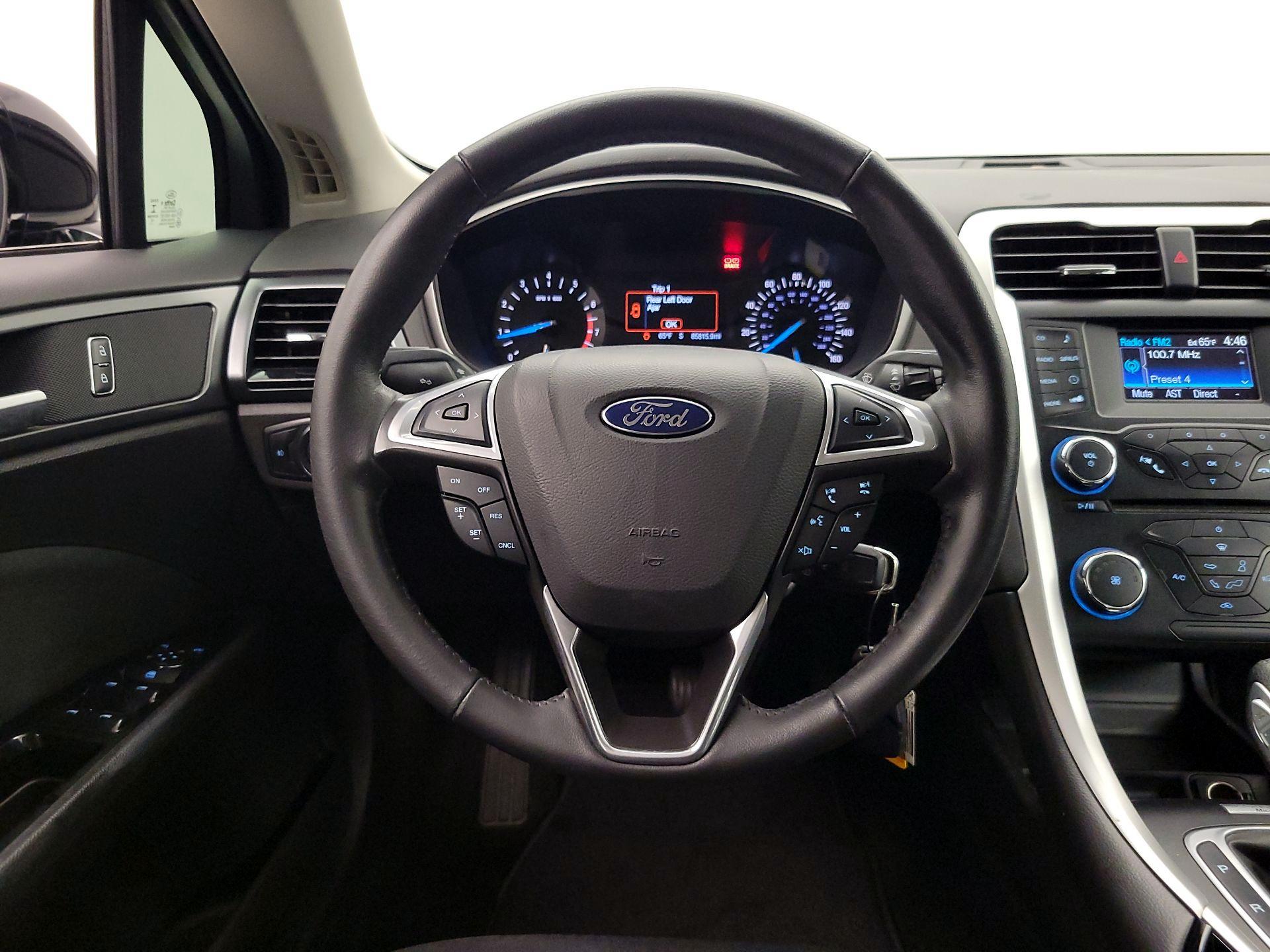 Thumbnail: 2014 Ford Fusion - 10