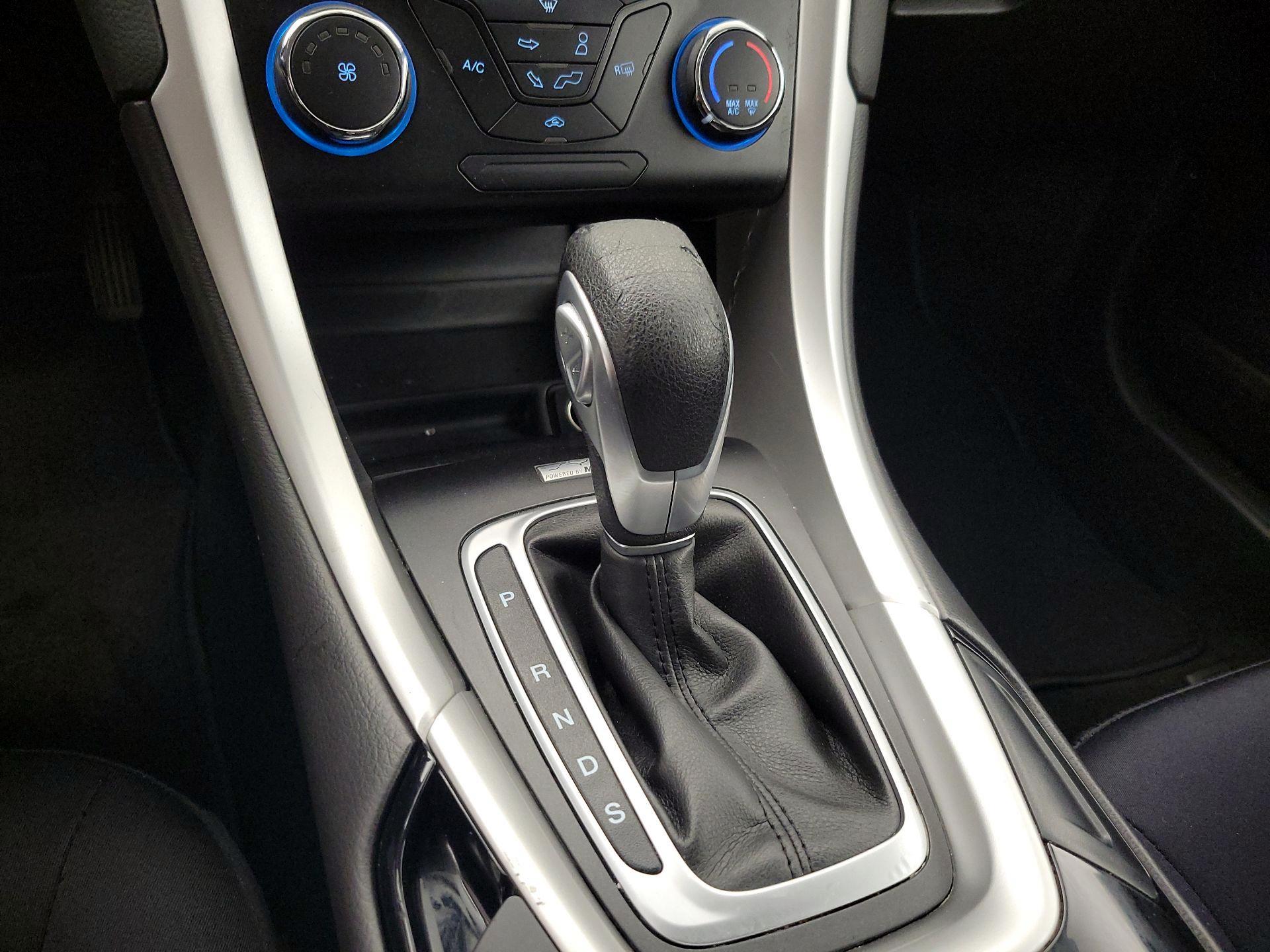 Thumbnail: 2014 Ford Fusion - 16