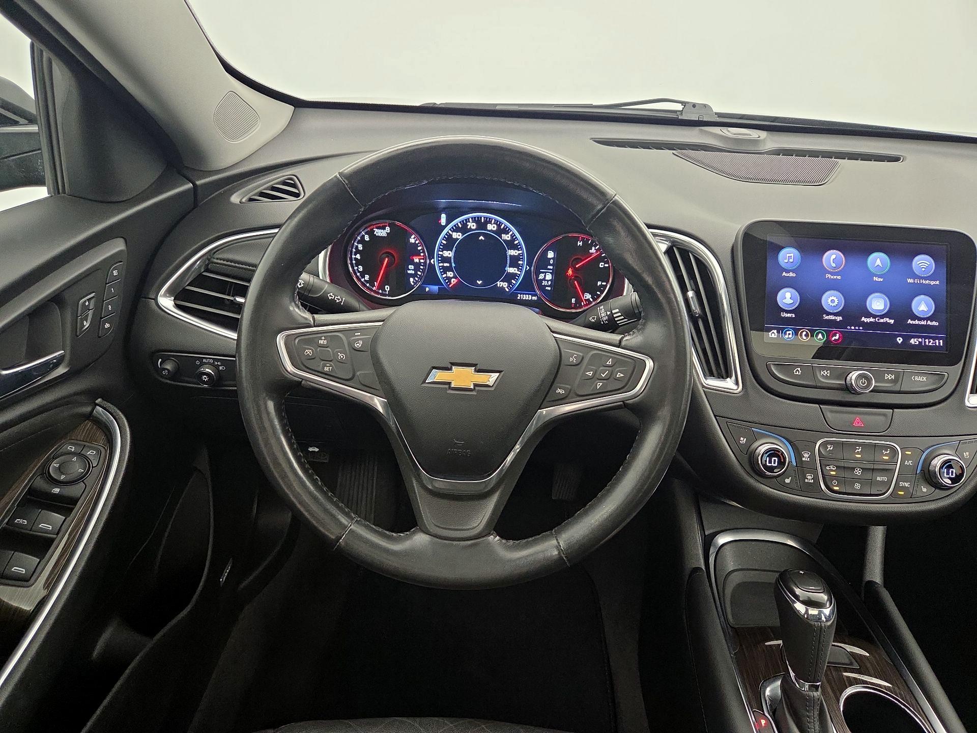 Thumbnail: 2020 Chevrolet Malibu - 10