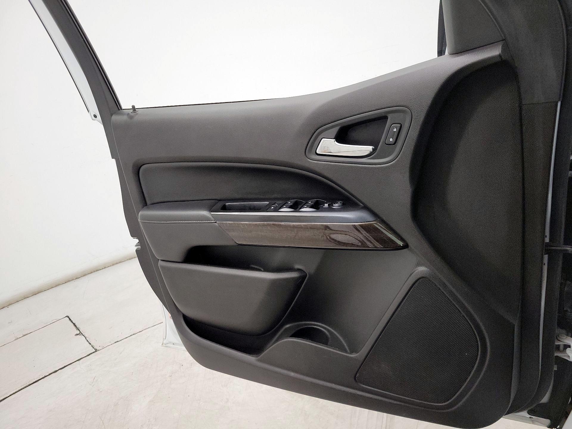 Thumbnail: 2016 GMC Canyon - 12