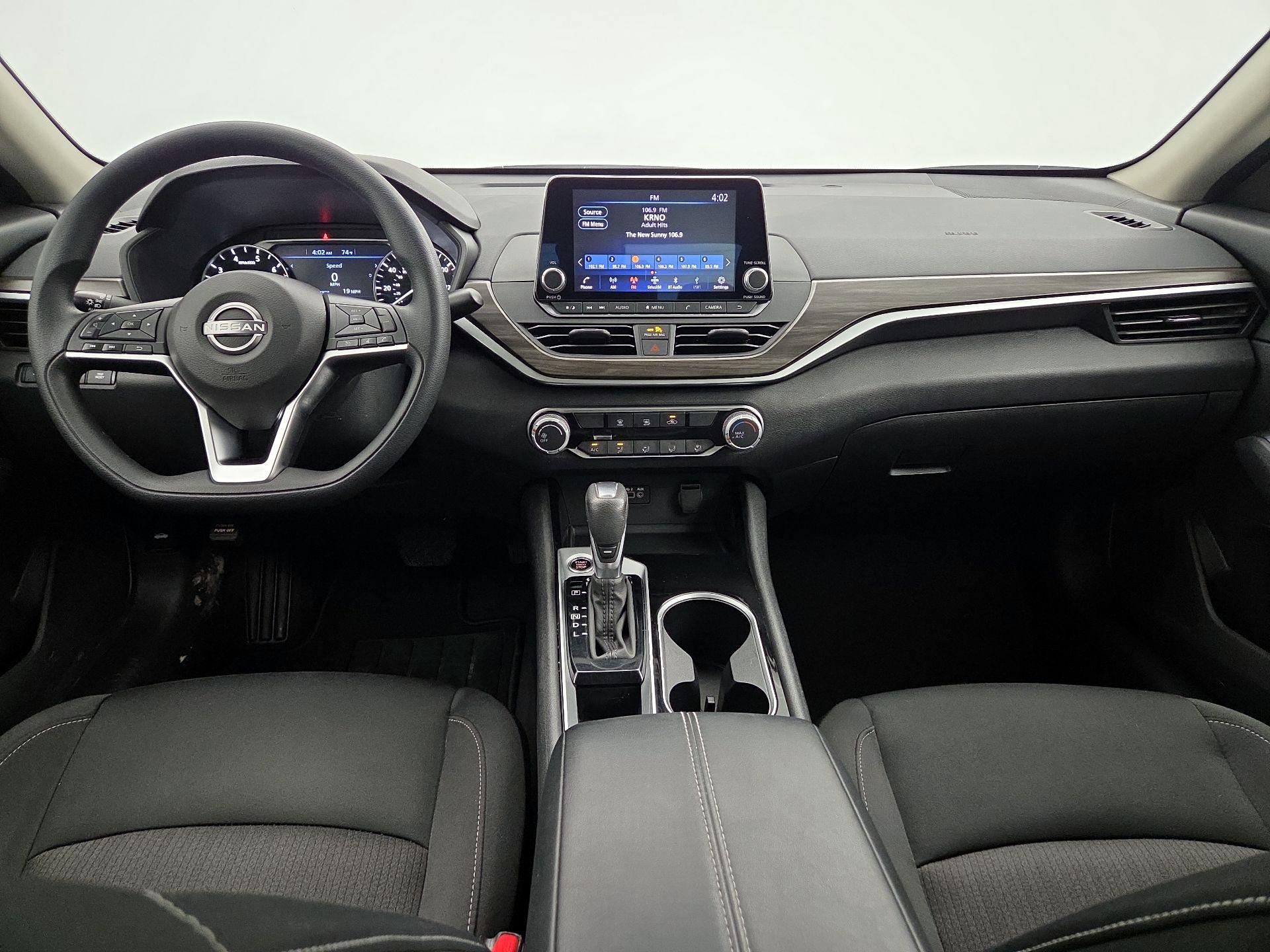 Thumbnail: 2024 Nissan Altima - 9