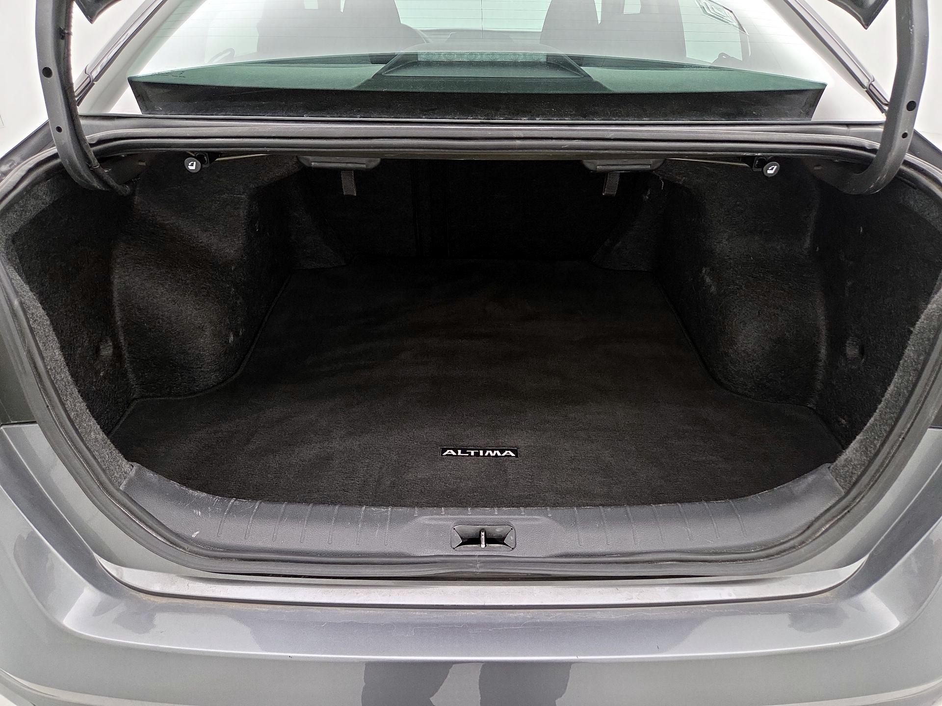 Thumbnail: 2024 Nissan Altima - 20