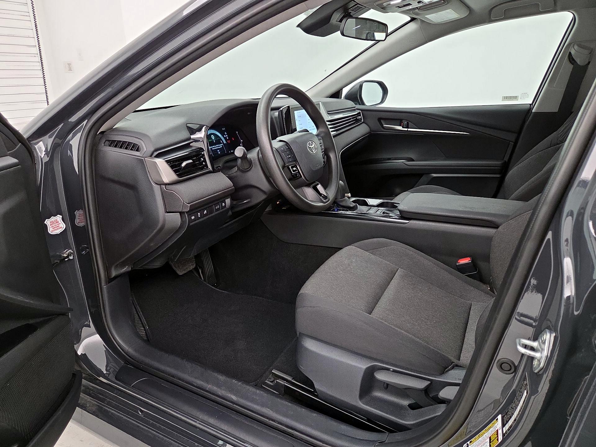 Thumbnail: 2025 Toyota Camry - 11