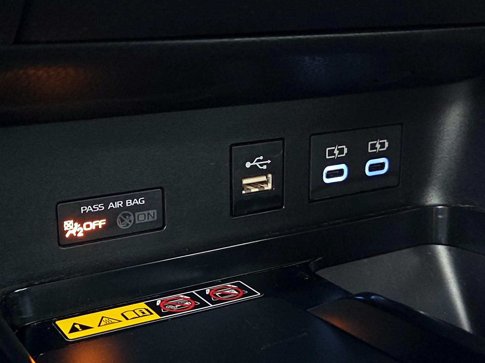 Thumbnail: 2025 Toyota Camry - 18