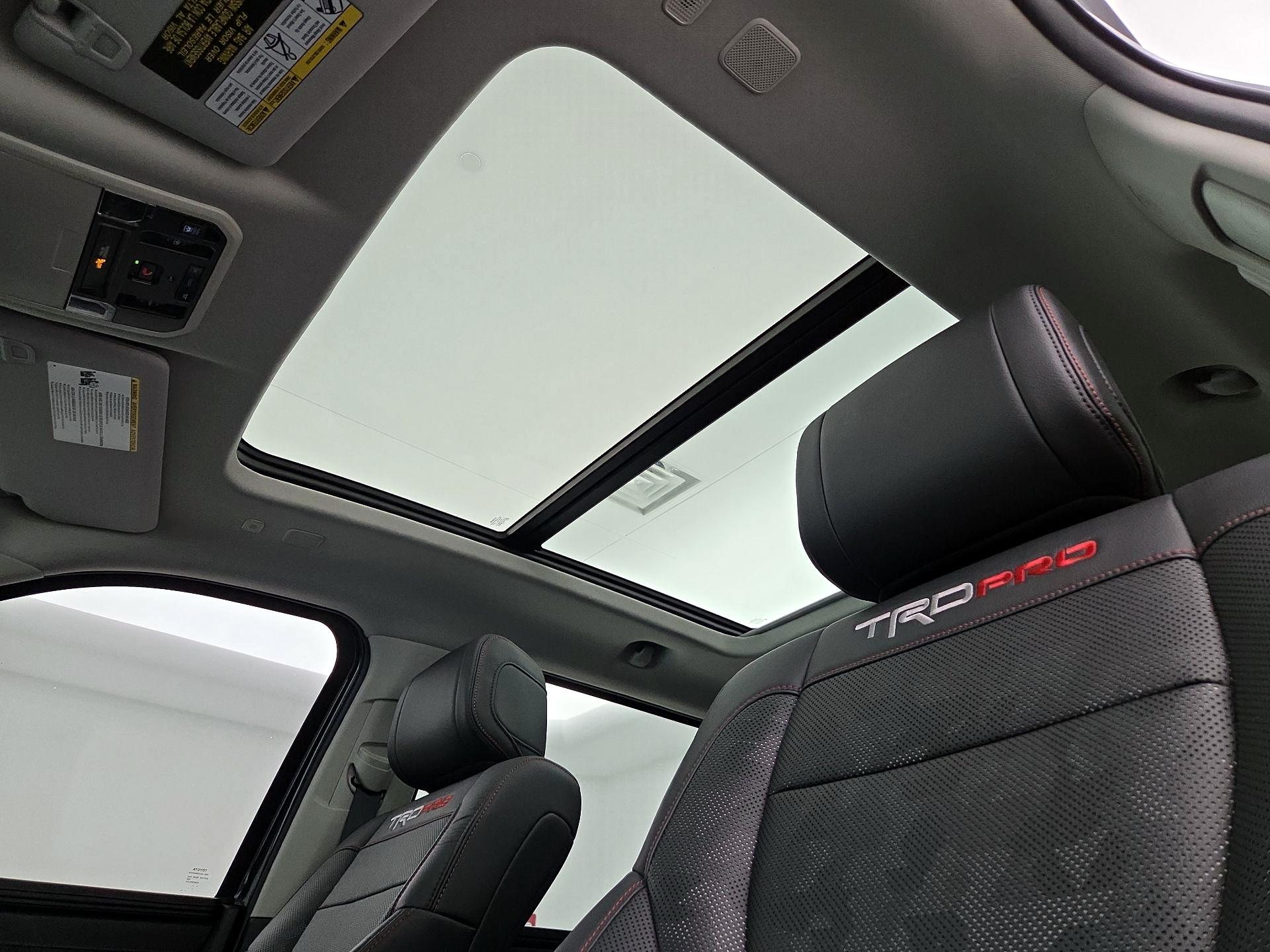 Thumbnail: 2023 Toyota Tundra - 18