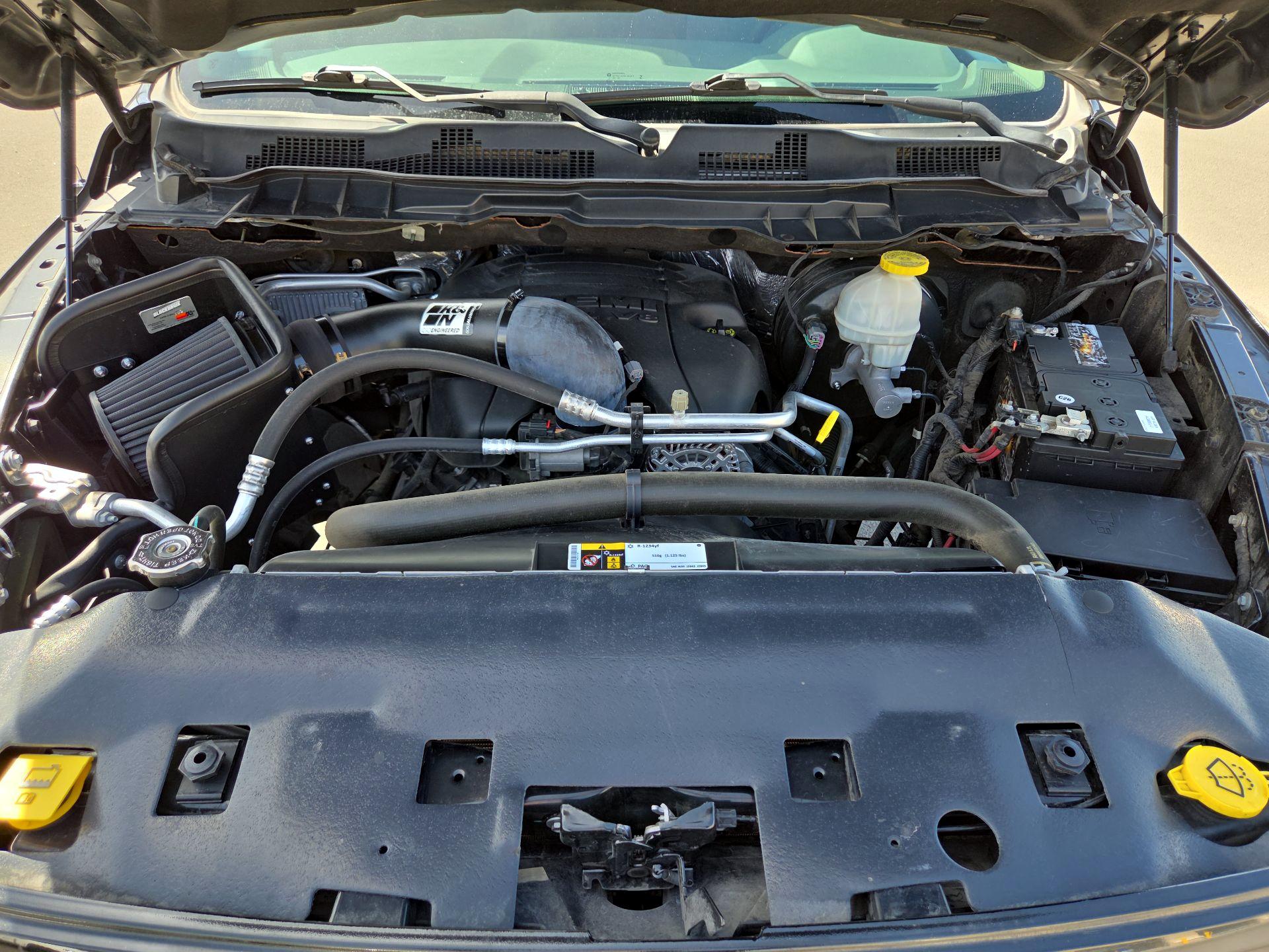 Thumbnail: 2019 RAM 1500 Classic - 17