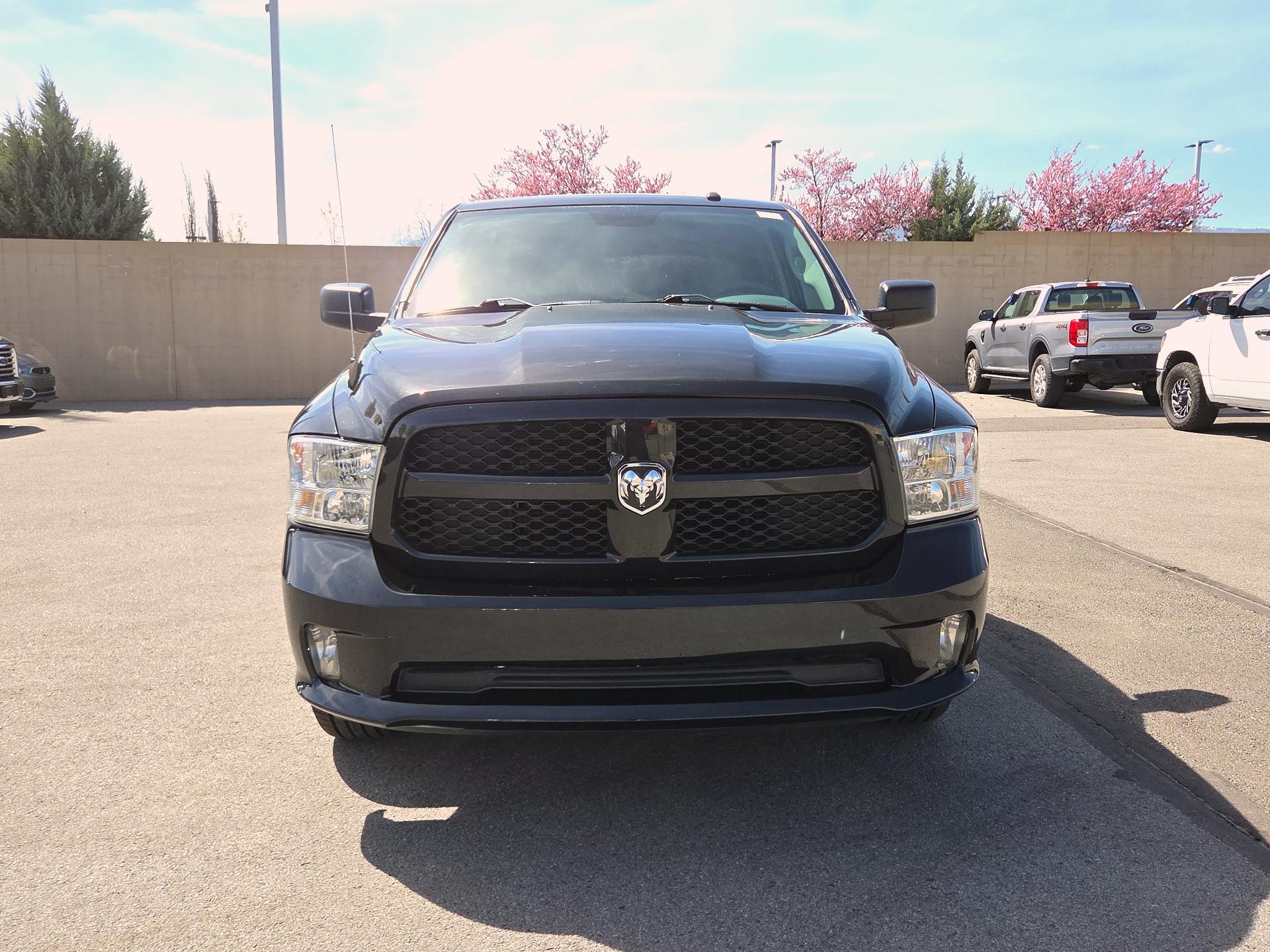 Thumbnail: 2019 RAM 1500 Classic - 2