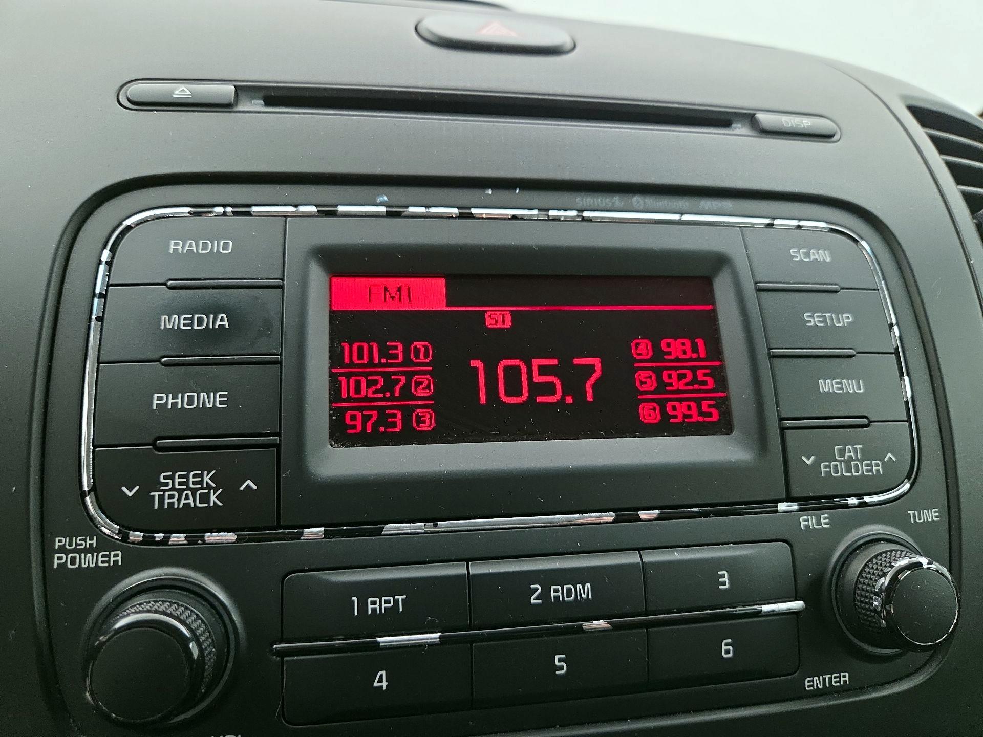 Thumbnail: 2016 Kia Forte - 14