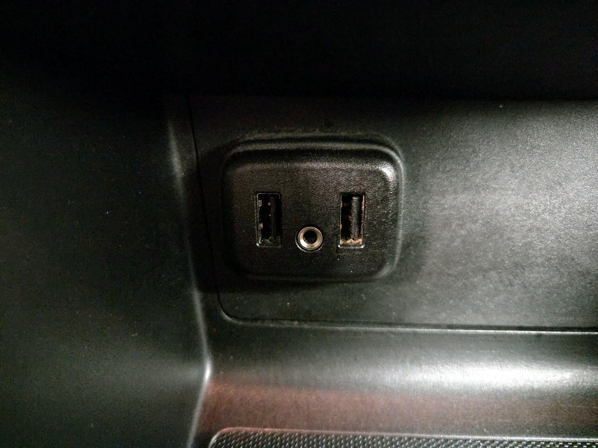 Thumbnail: 2019 Chevrolet Colorado - 18