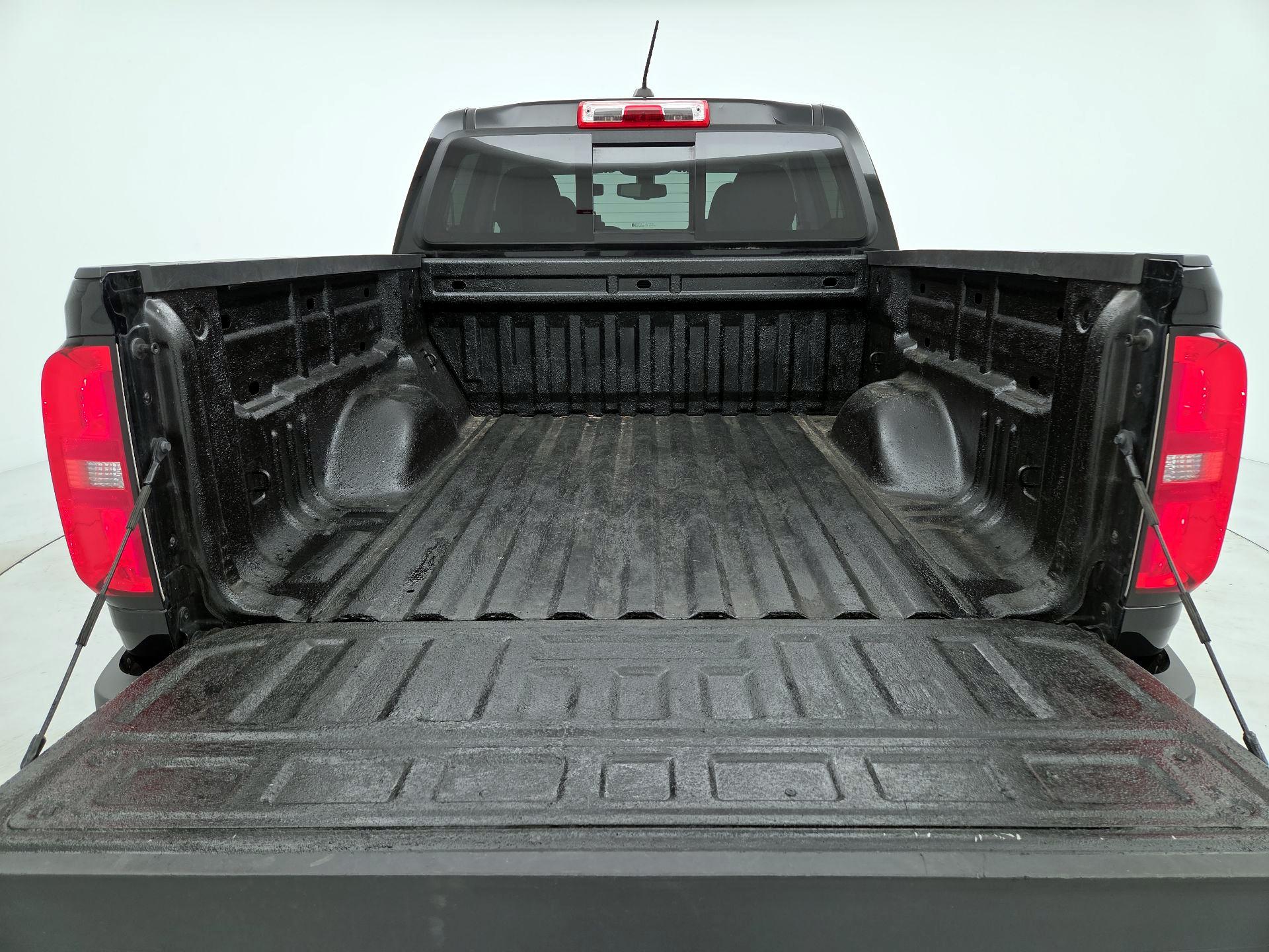 Thumbnail: 2019 Chevrolet Colorado - 20