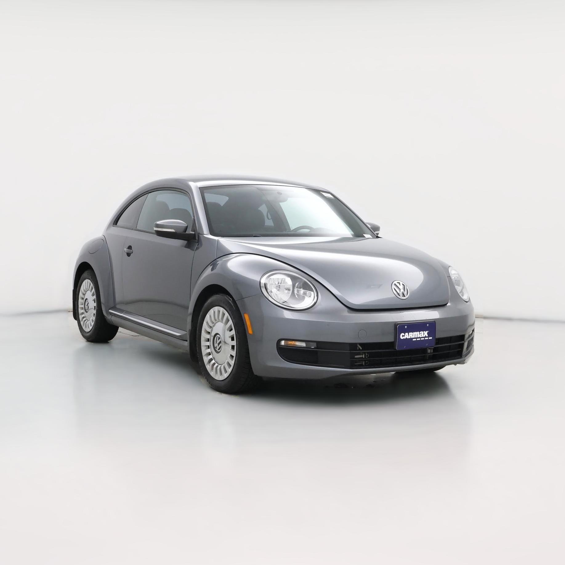 Thumbnail: 2015 Volkswagen Beetle - 1