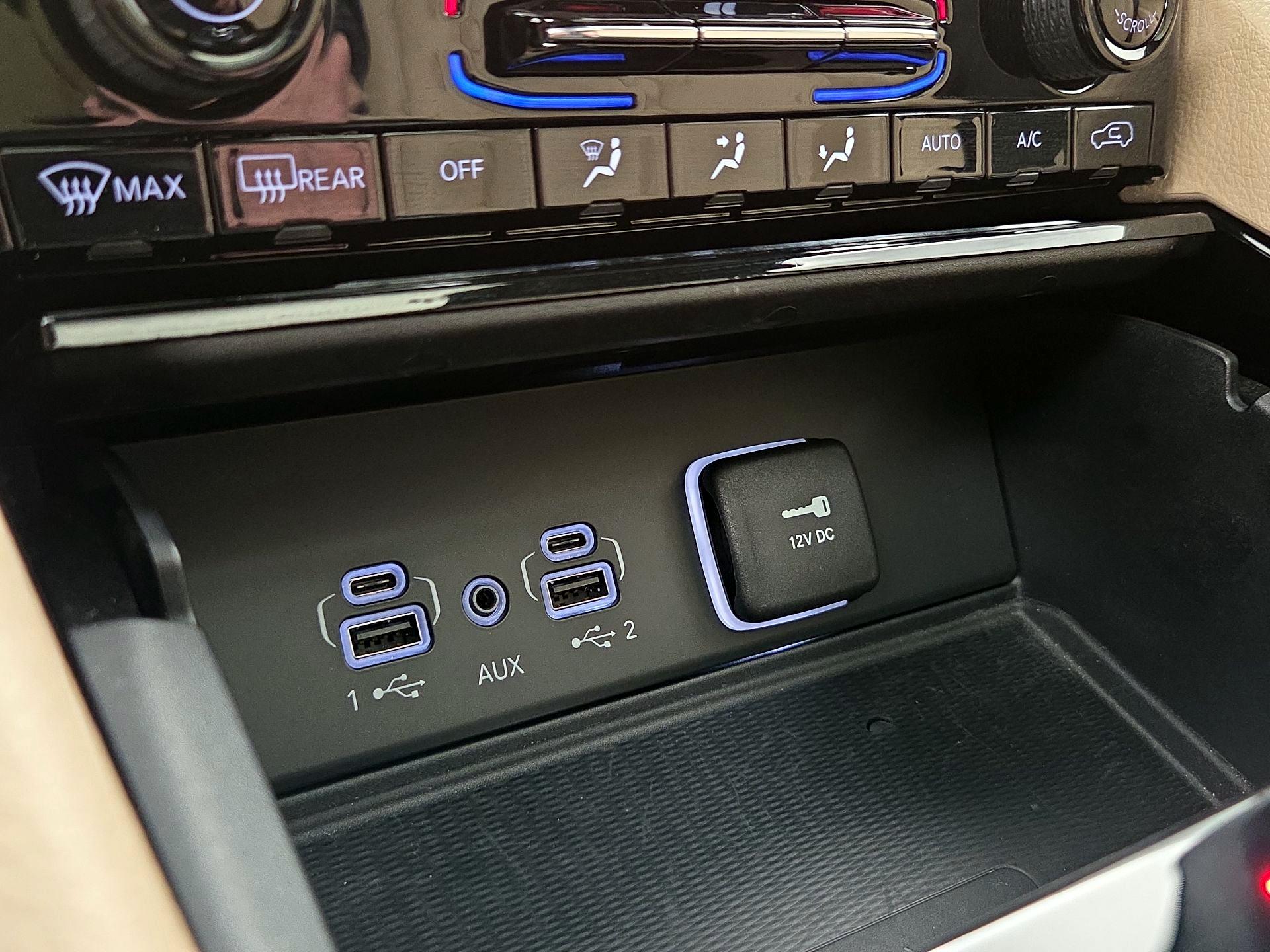 Thumbnail: 2023 Jeep Grand Cherokee - 19