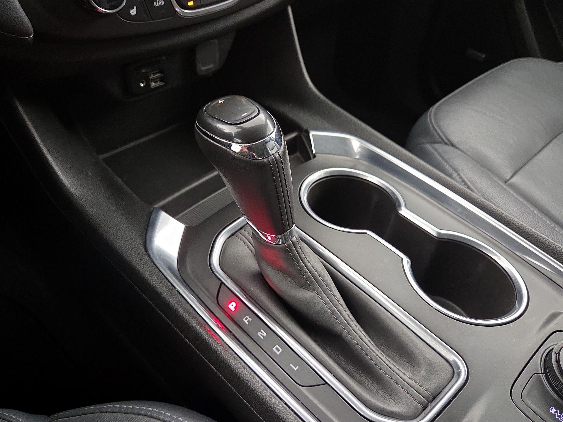 Thumbnail: 2020 Chevrolet Traverse - 15