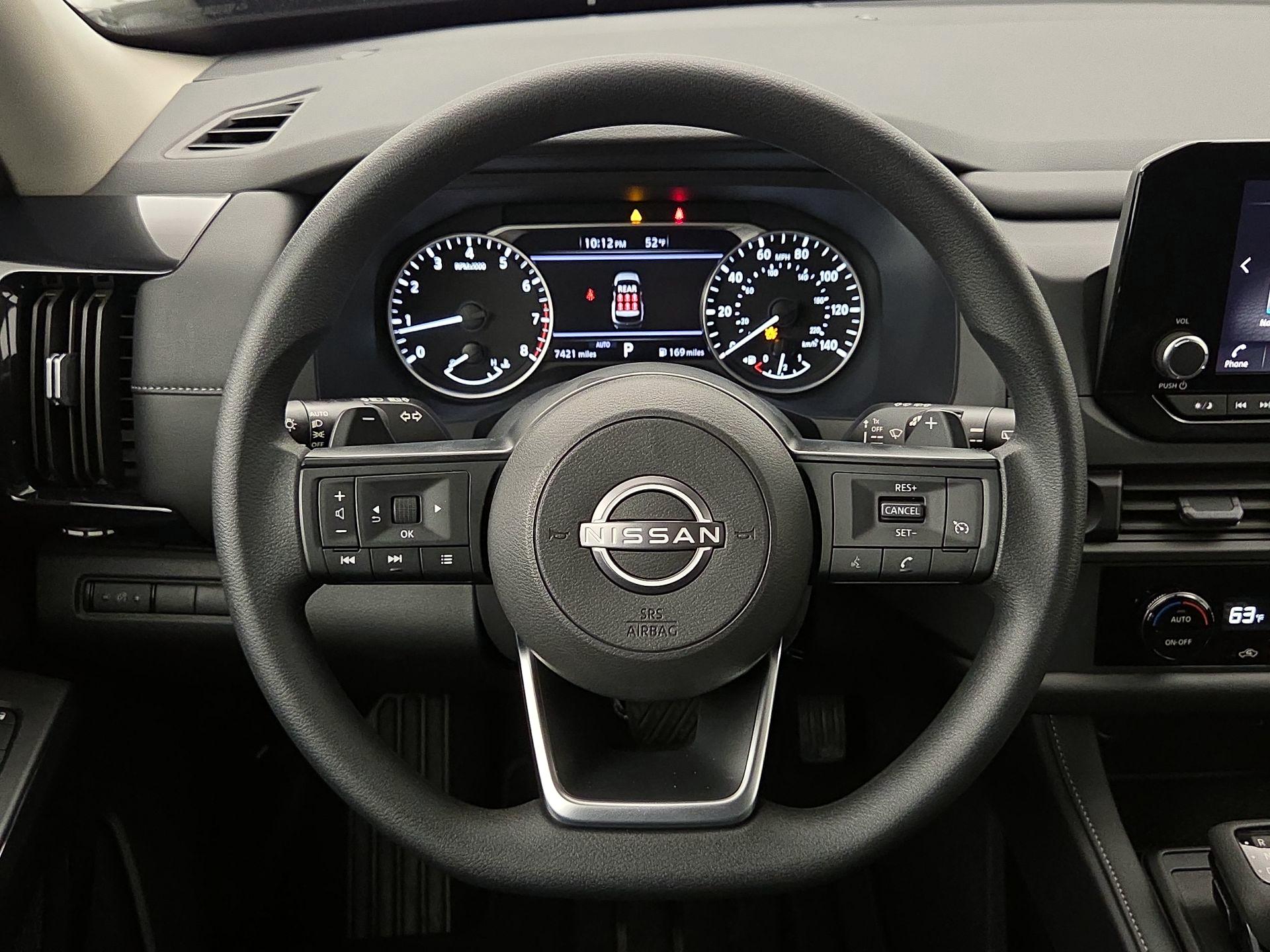 Thumbnail: 2025 Nissan Pathfinder - 10